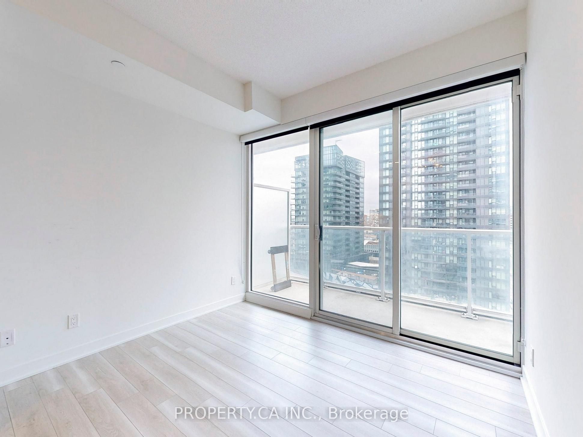 17 Bathurst Street 1209 Property Photo 10