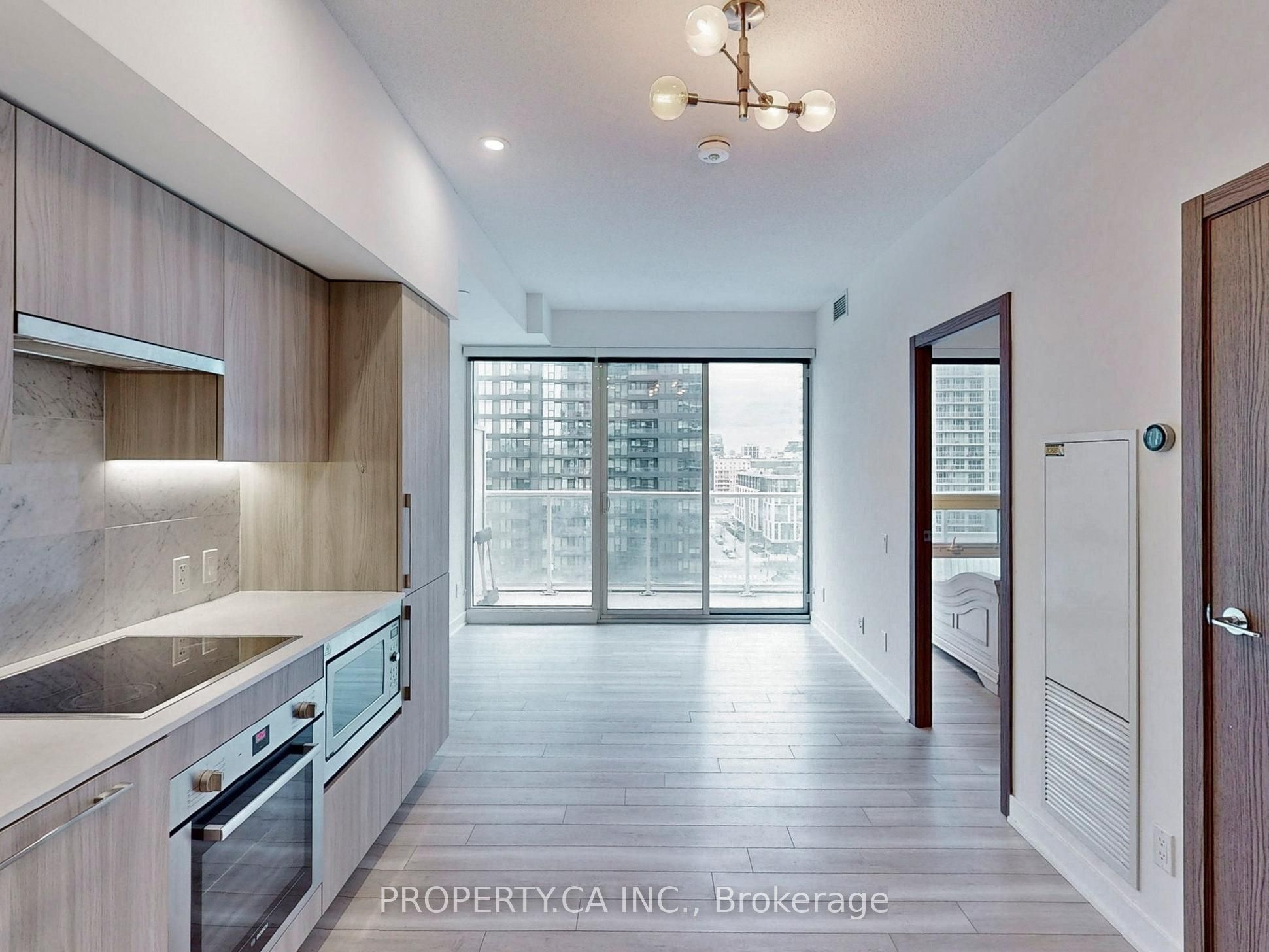 17 Bathurst Street 1209 Property Photo 17