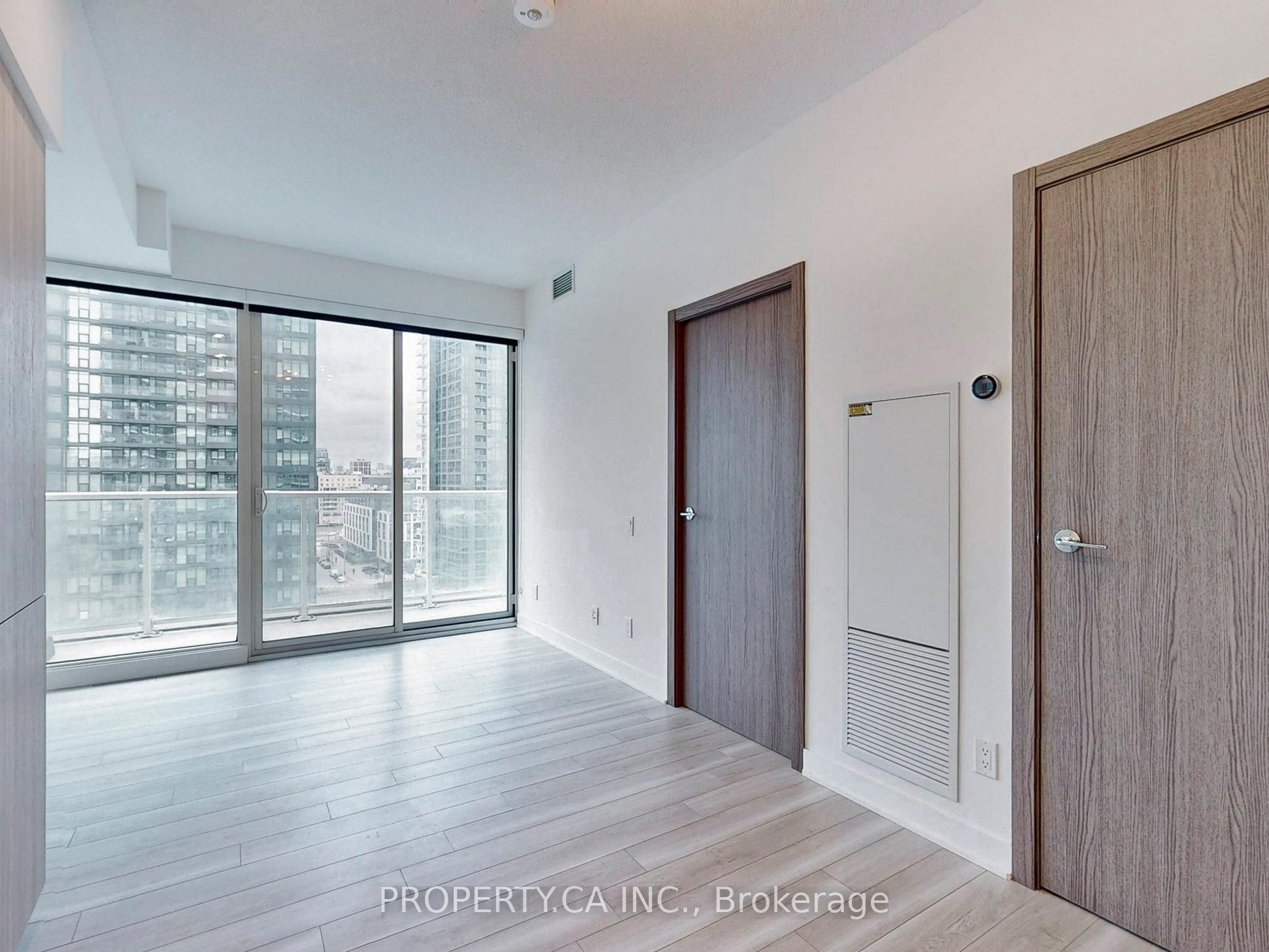 17 Bathurst Street 1209 Property Photo 19