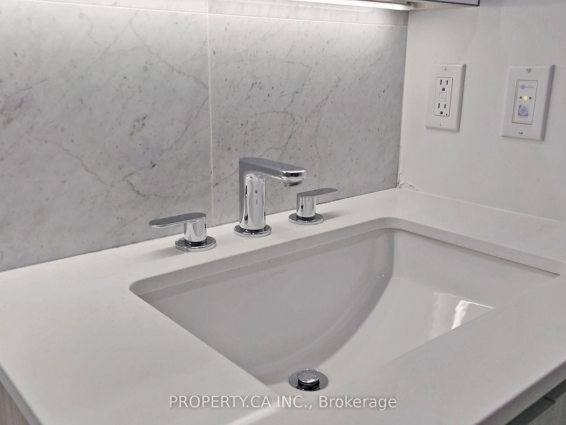 17 Bathurst Street 1209 Property Photo 26