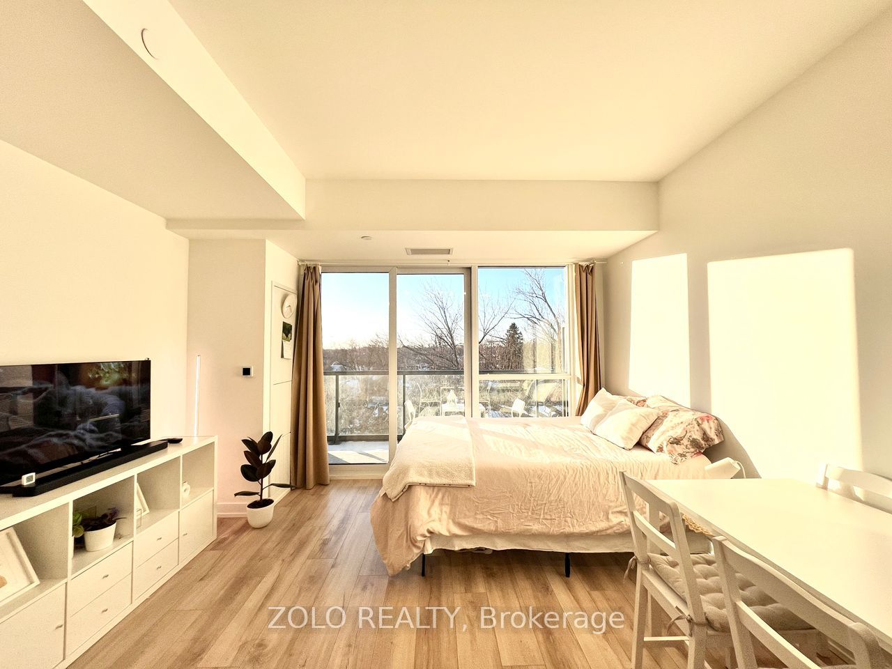 181 Sheppard Avenue E 409 Property Photo 9