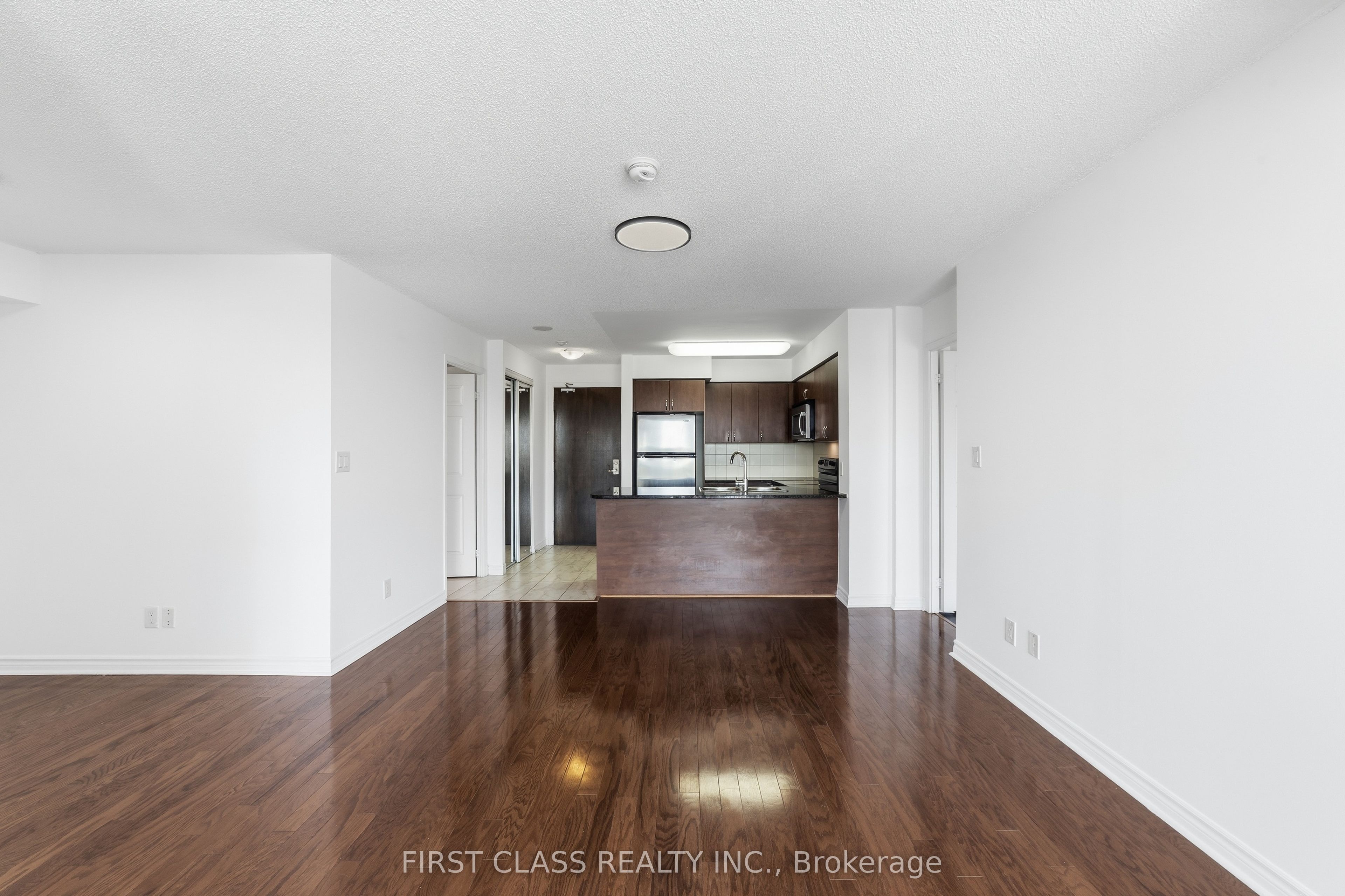 35 Hollywood Avenue 922 Property Photo 6