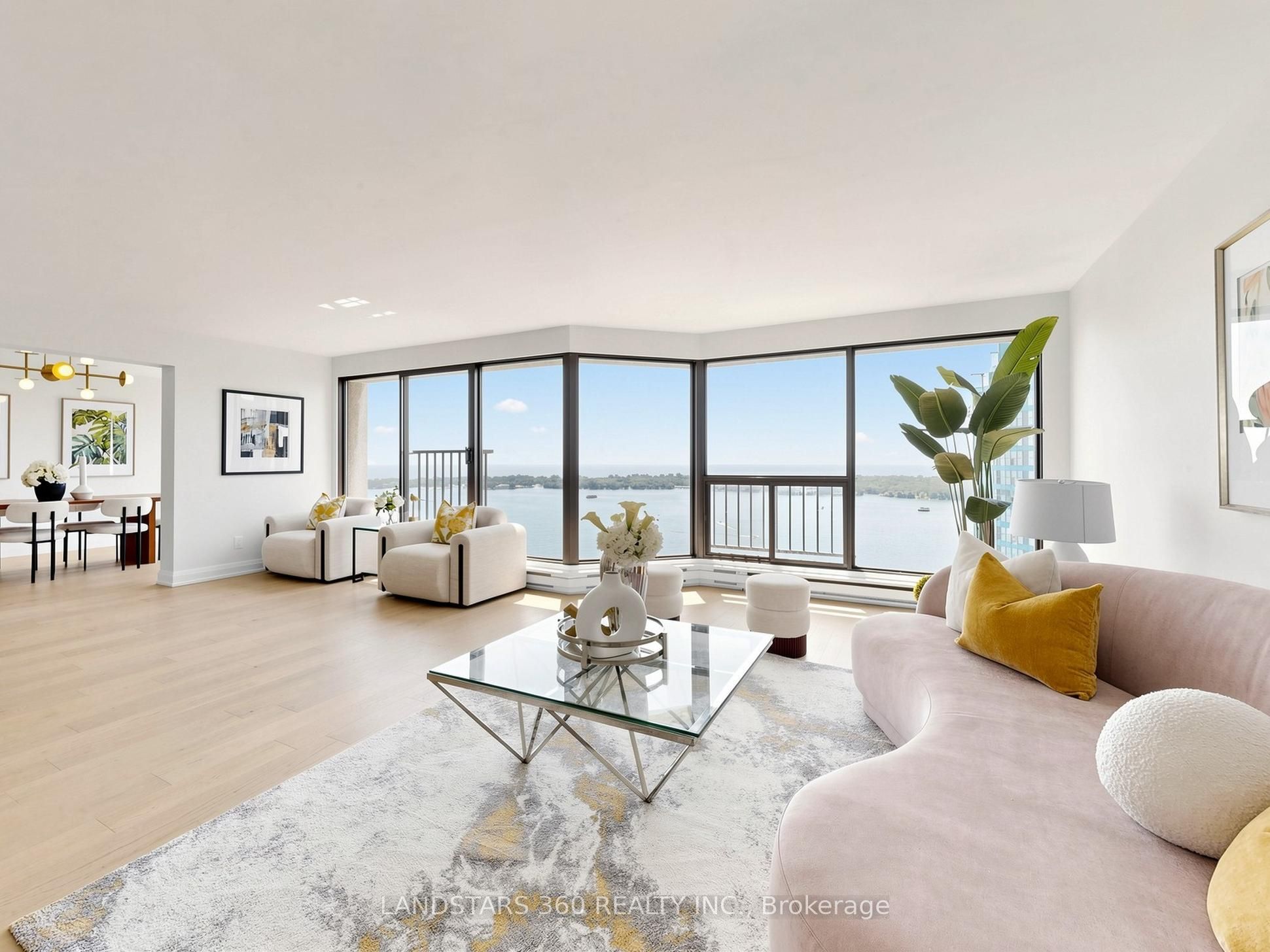 55 Harbour Square 3311 Property Photo 6