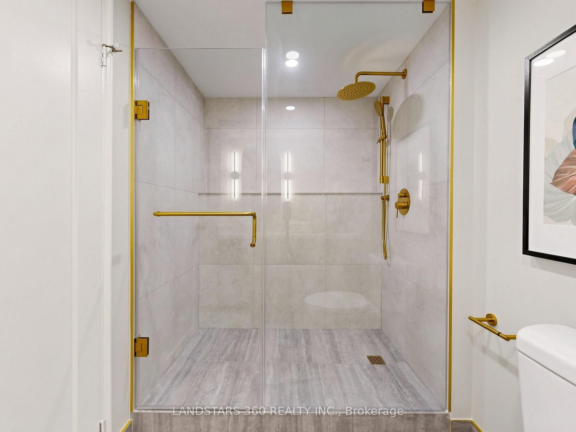 55 Harbour Square 3311 Property Photo 25