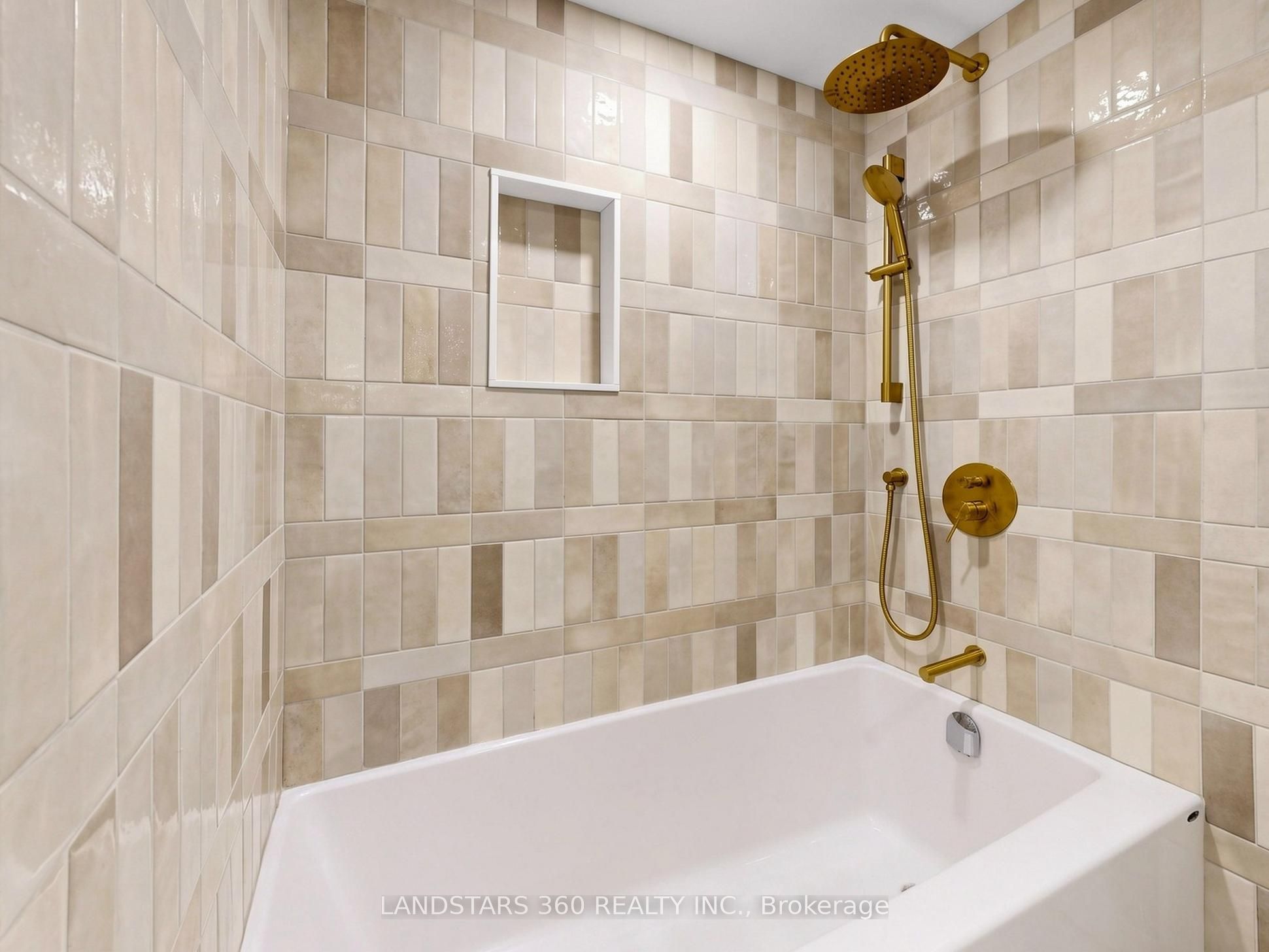 55 Harbour Square 3311 Property Photo 28