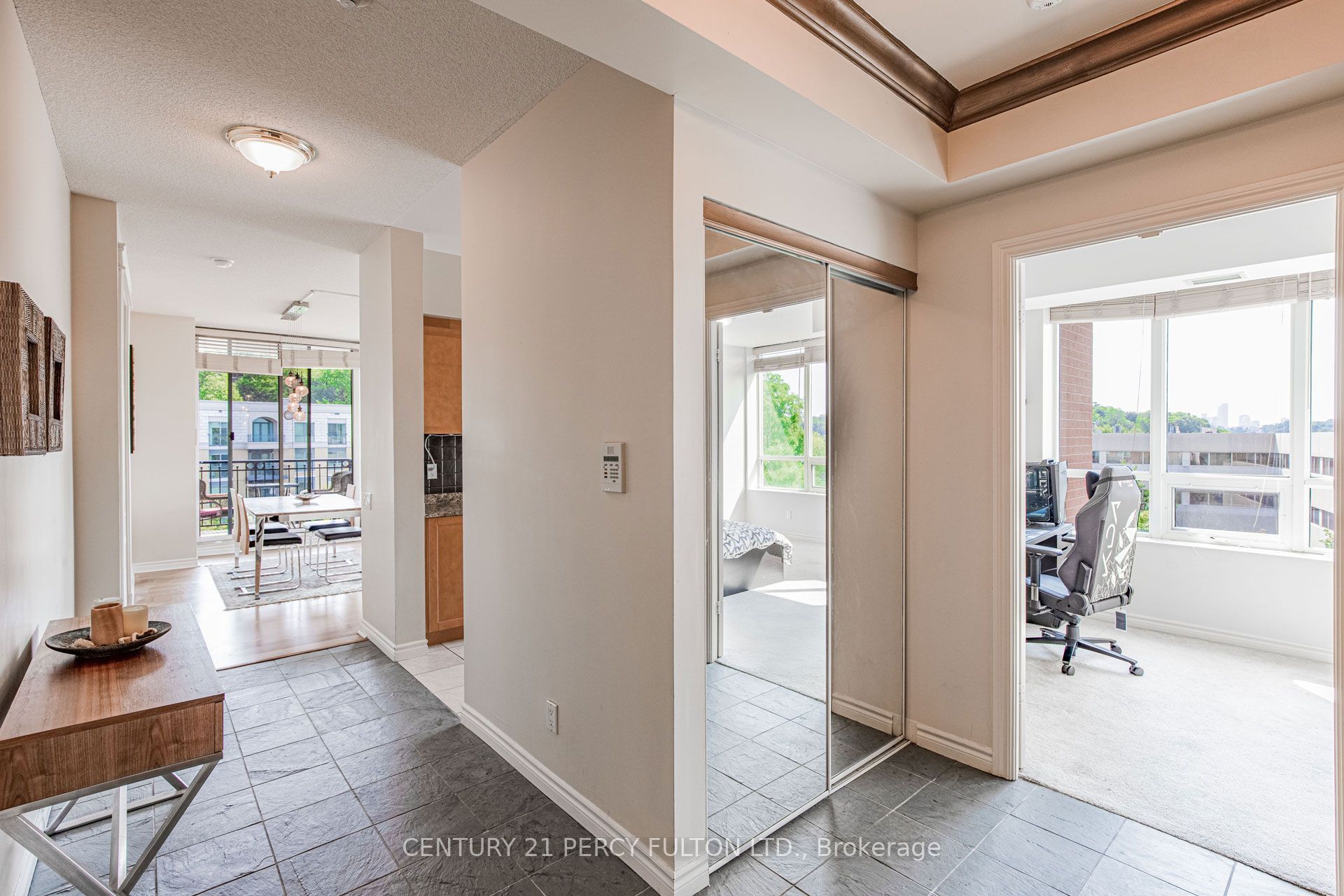 18 William Carson Crescent 816 Property Photo 10