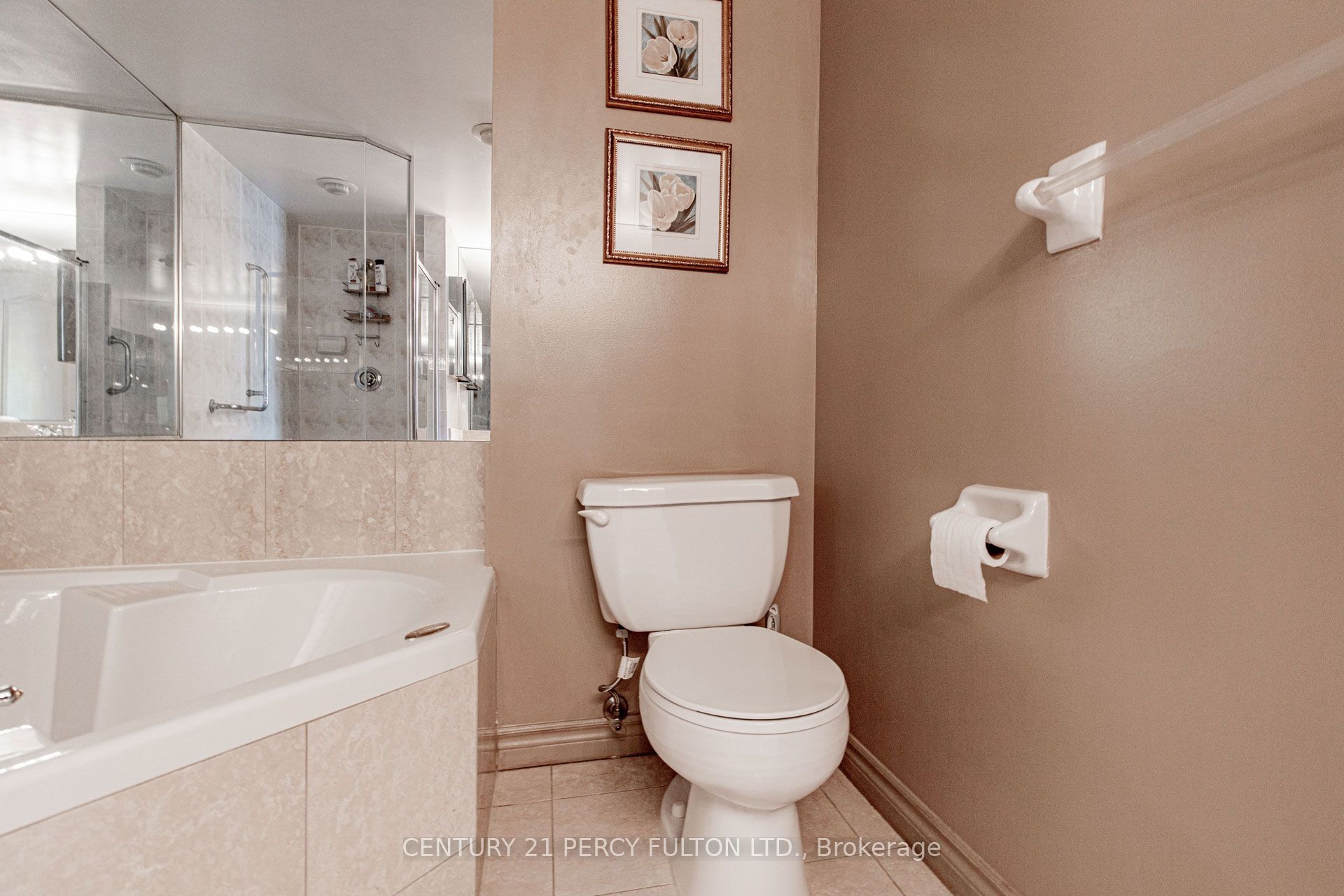 18 William Carson Crescent 816 Property Photo 28