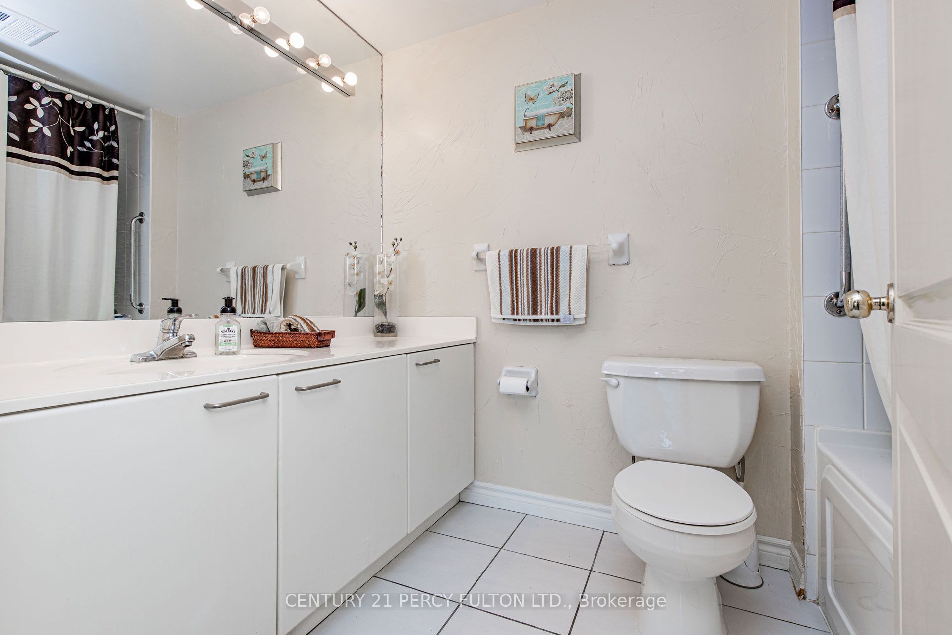 18 William Carson Crescent 816 Property Photo 31