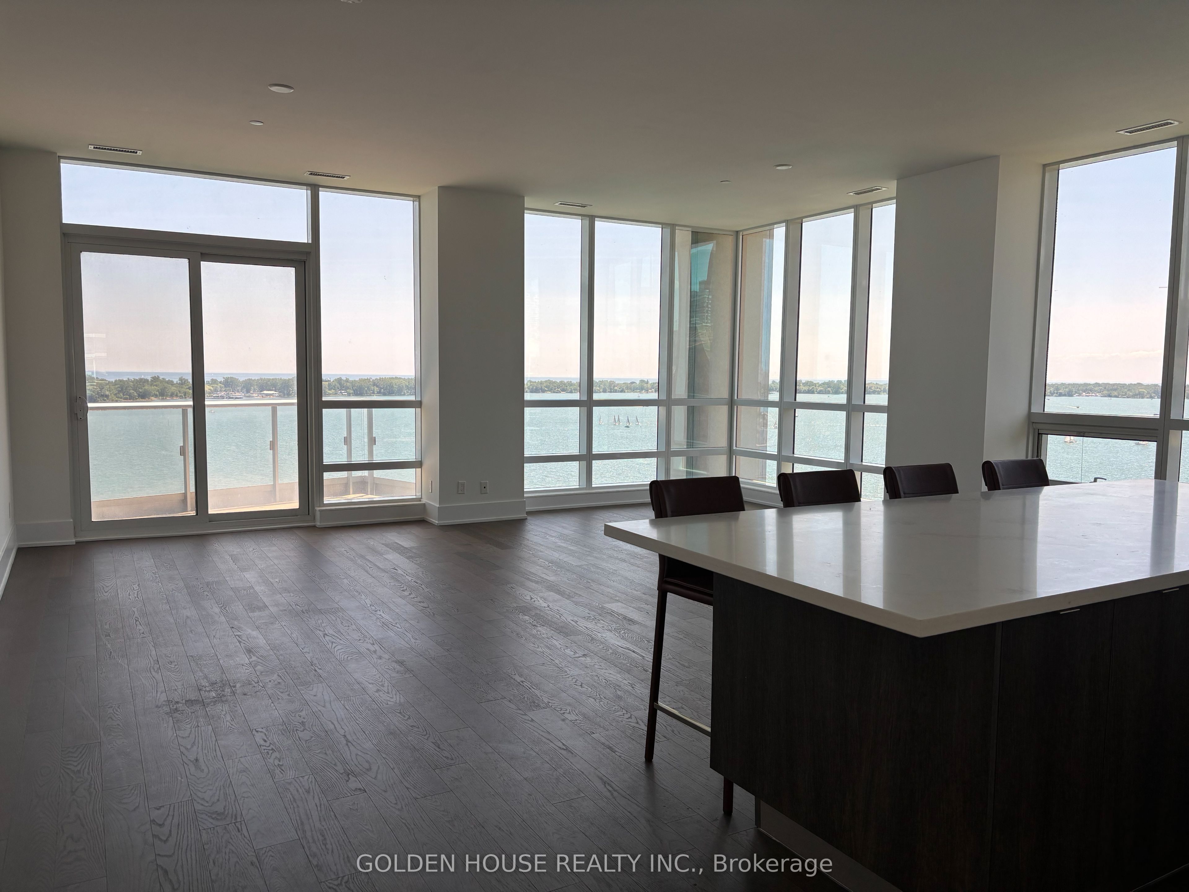 55 Merchants' Wharf Ph23 Property Photo 5