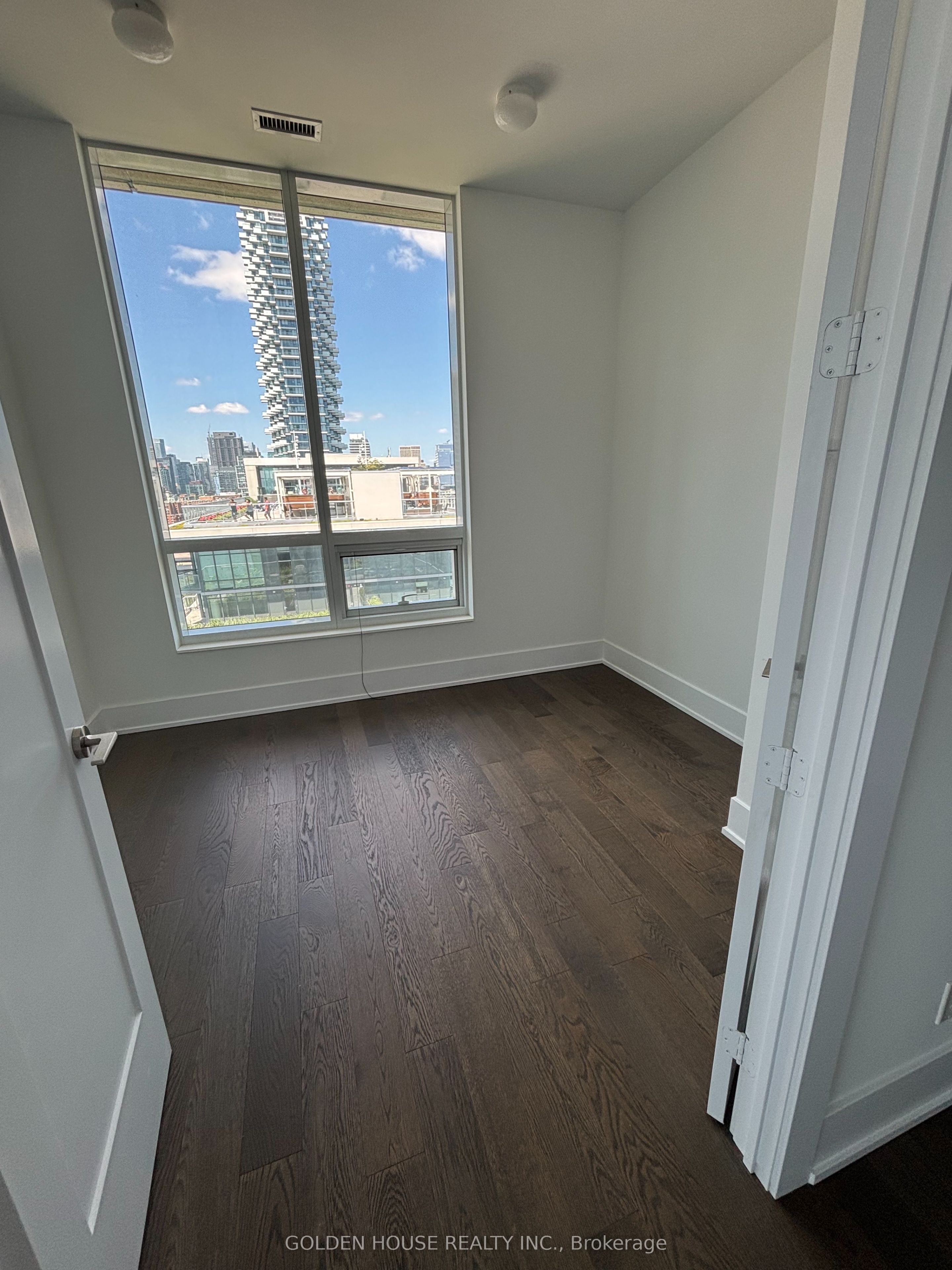 55 Merchants' Wharf Ph23 Property Photo 8