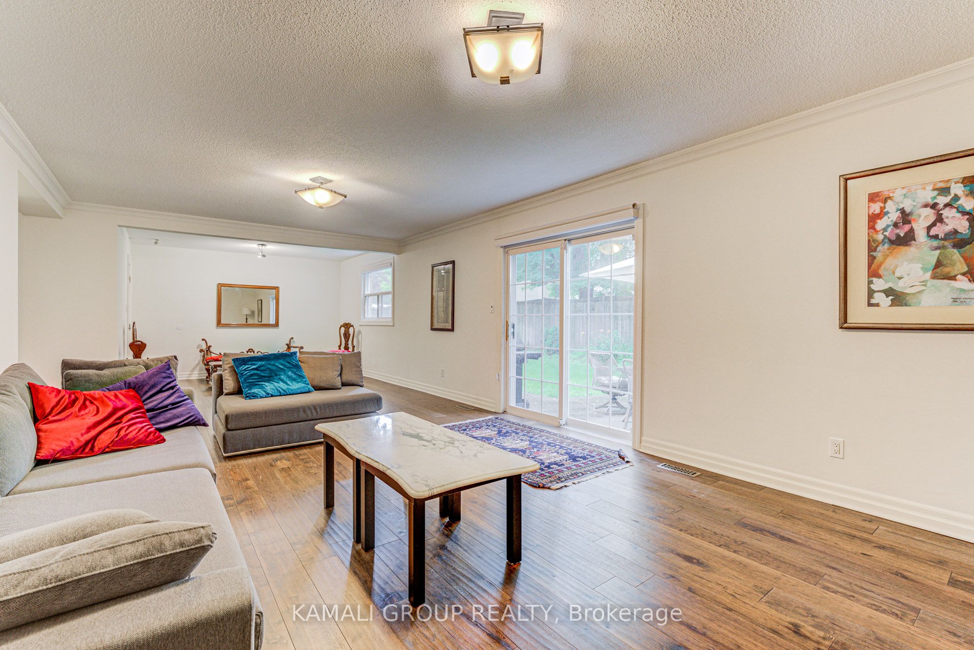 5 Caravan Drive Property Photo 15