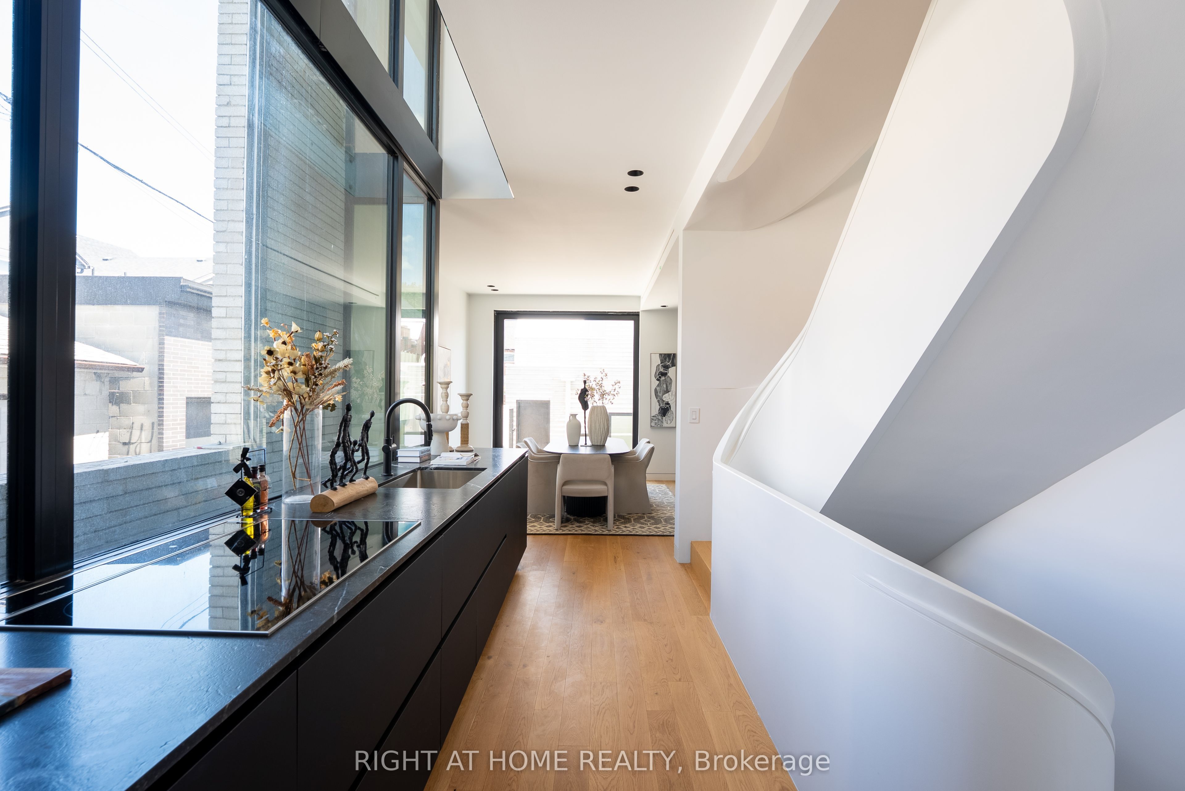 79 Northcote Avenue Property Photo 9