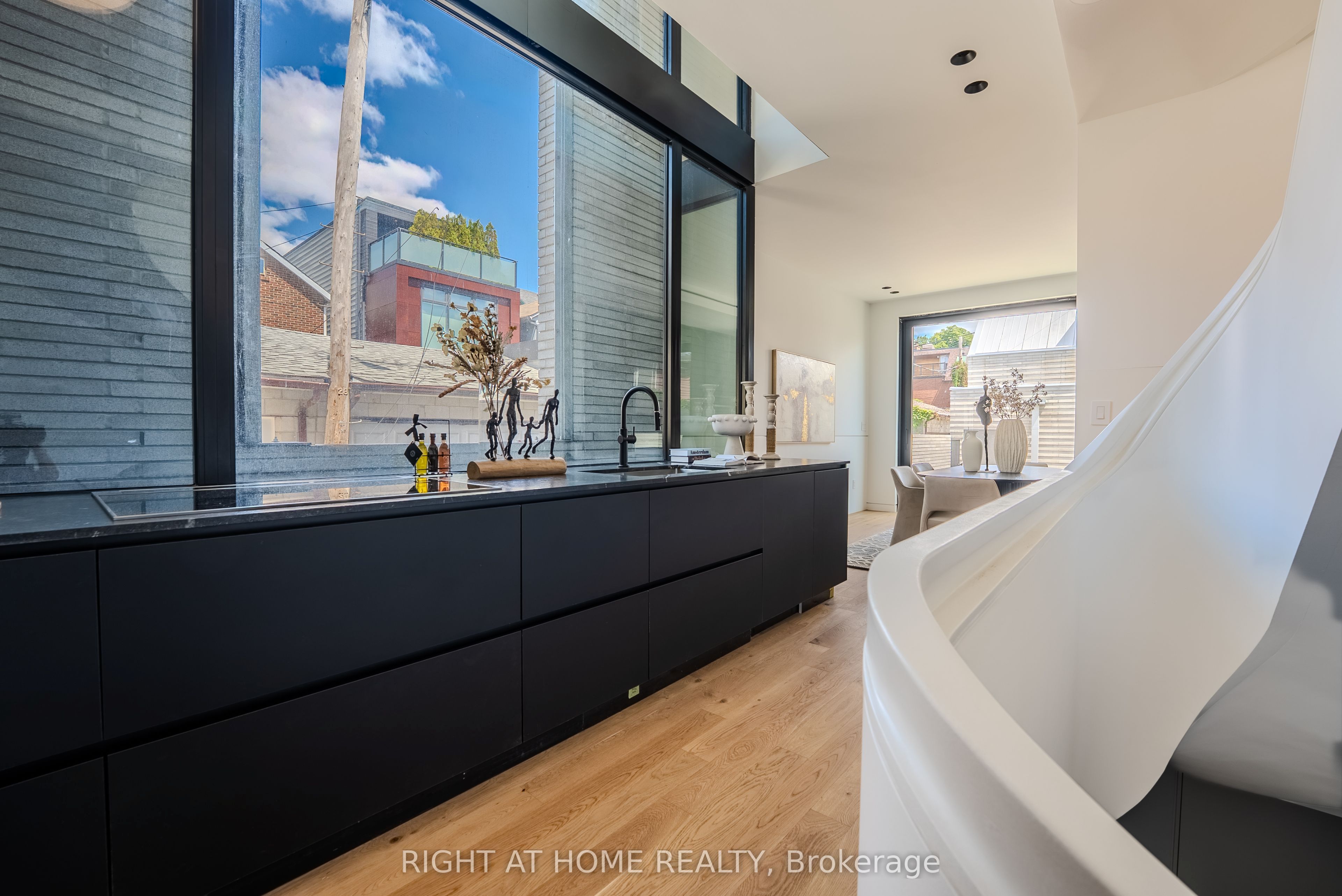79 Northcote Avenue Property Photo 10