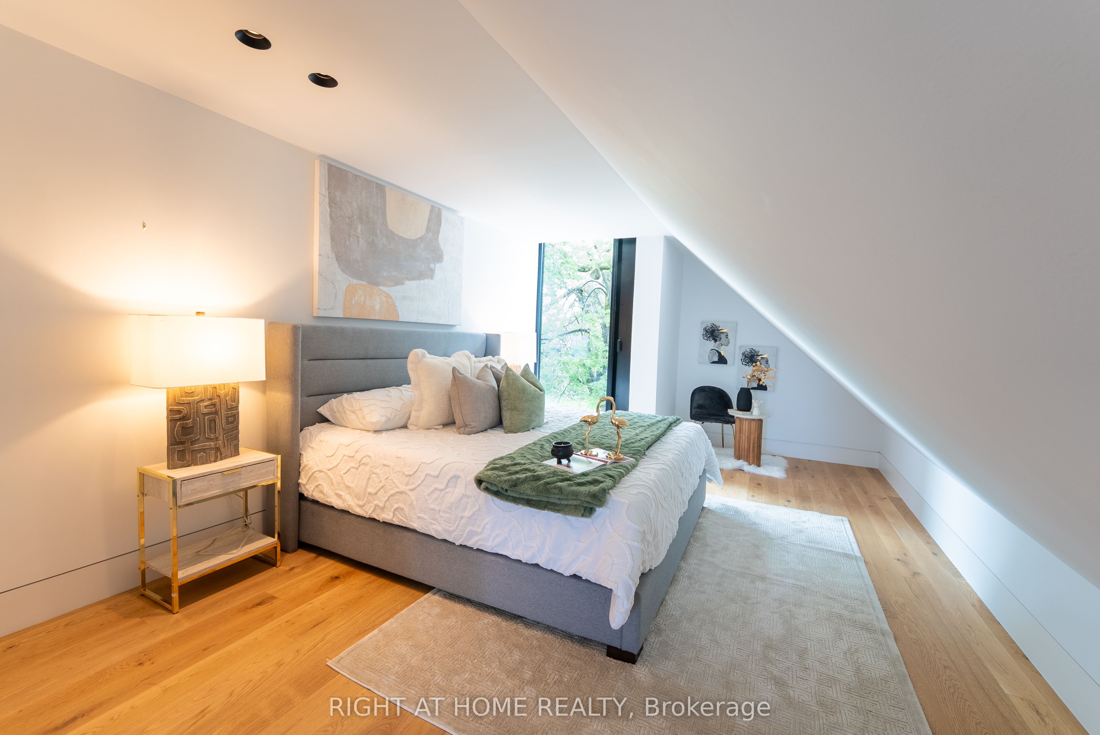 79 Northcote Avenue Property Photo 28