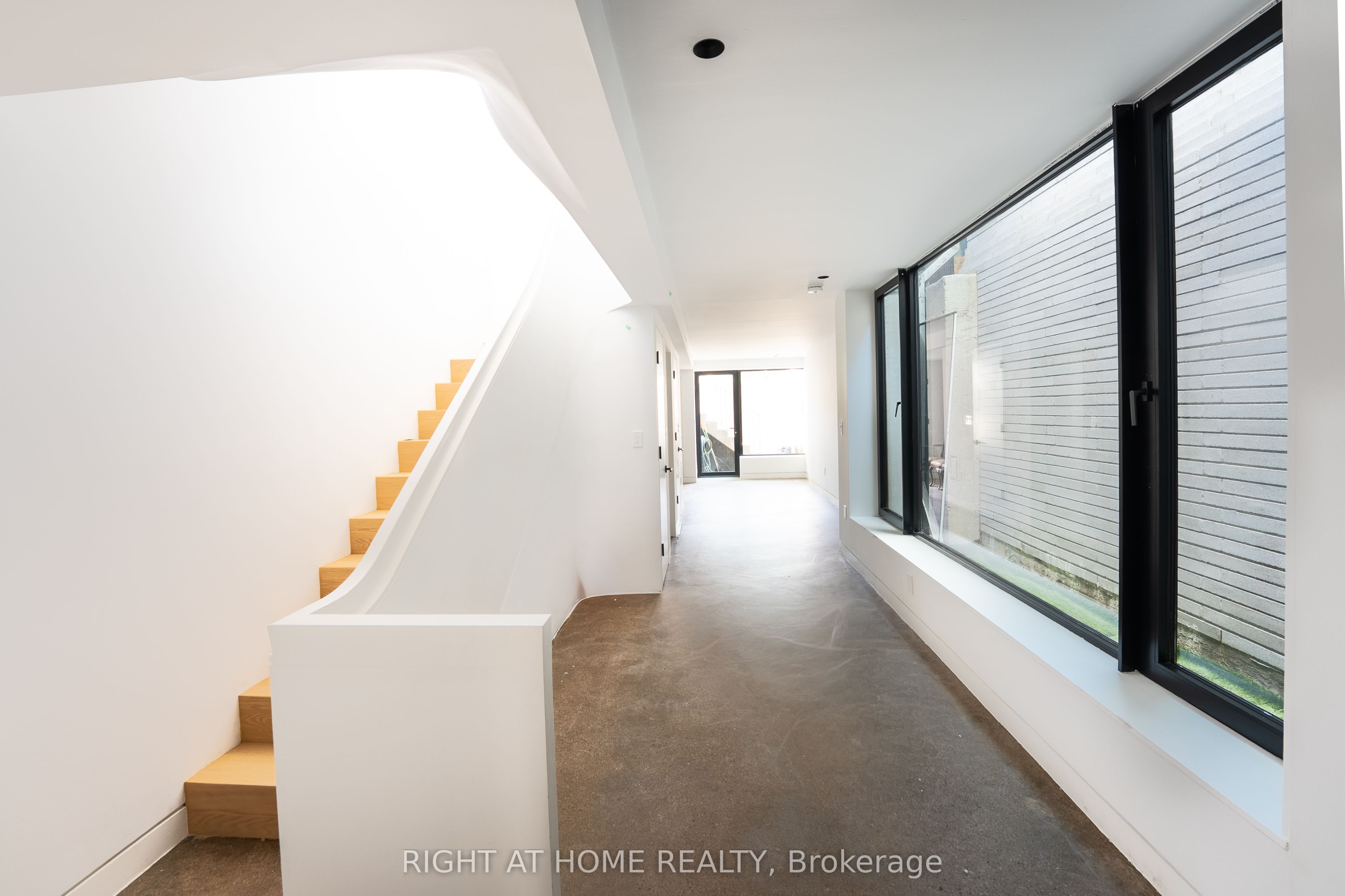 79 Northcote Avenue Property Photo 40