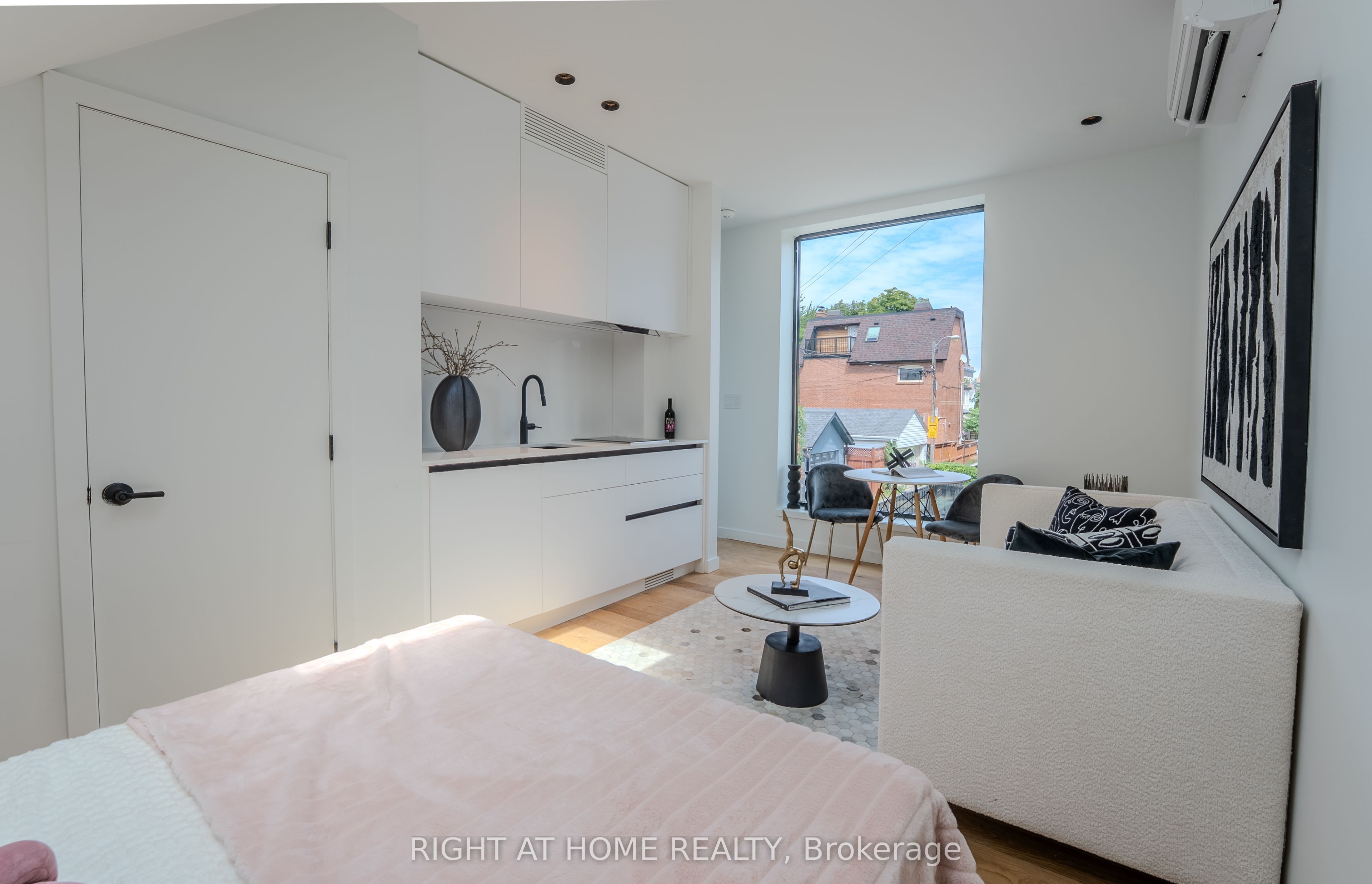 79 Northcote Avenue Property Photo 41