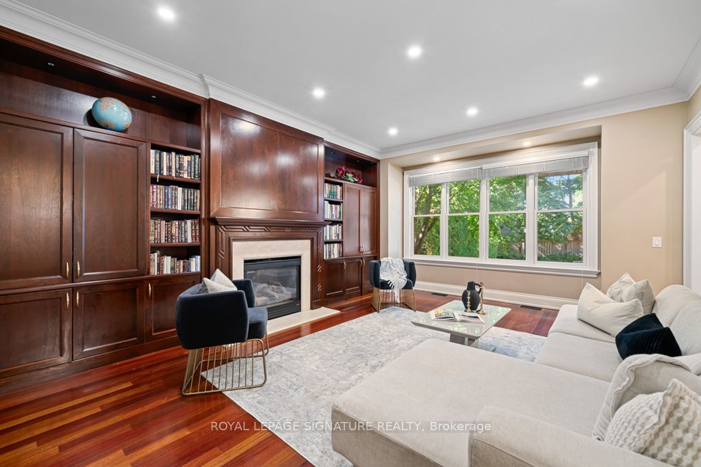 428 Glengrove Avenue Property Photo 7