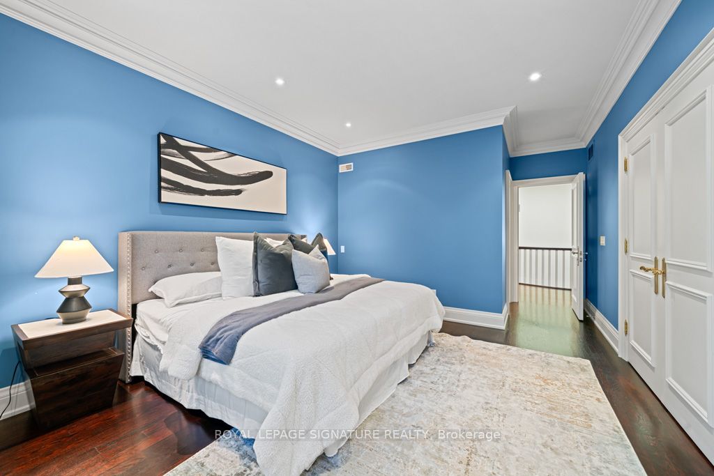 428 Glengrove Avenue Property Photo 11