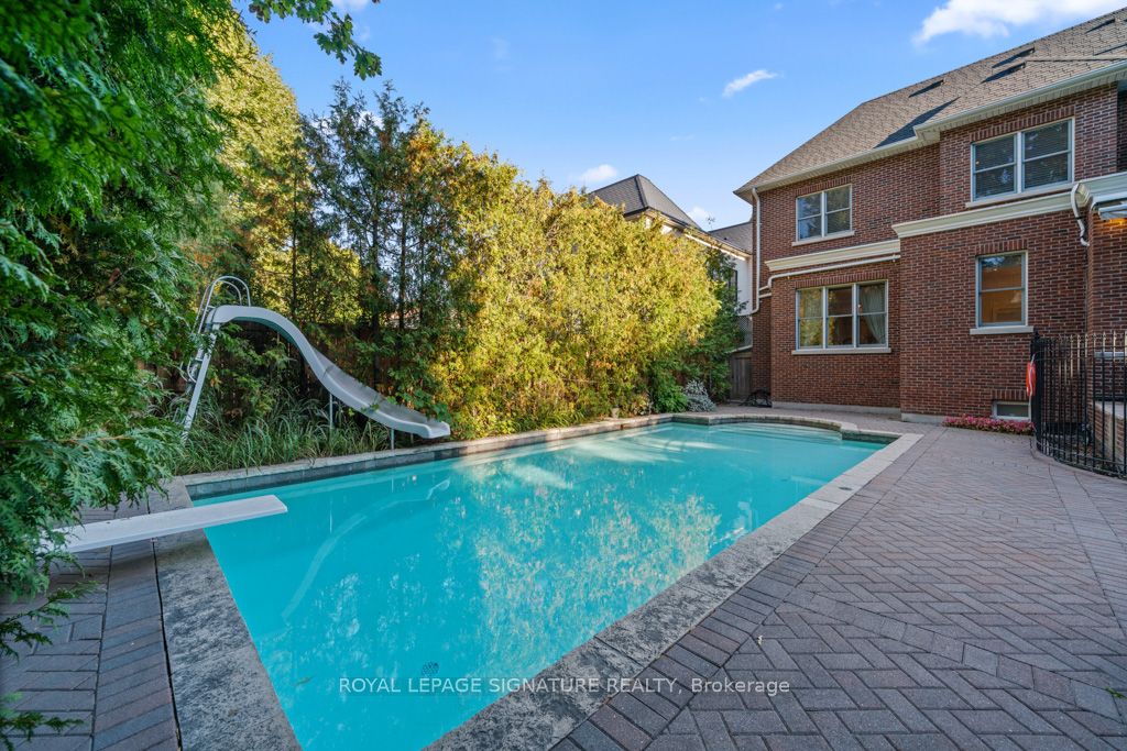428 Glengrove Avenue Property Photo 30