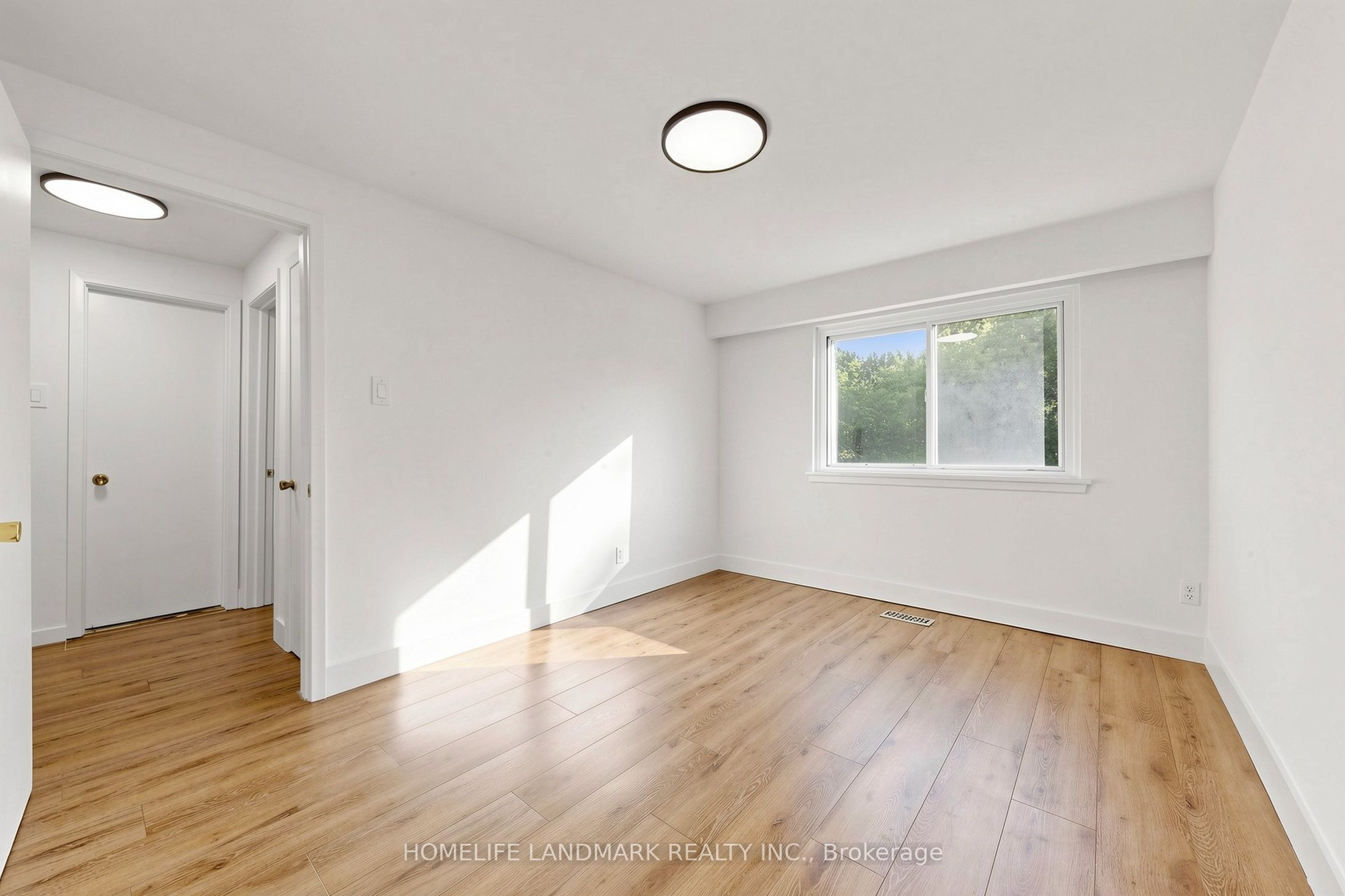 26 Fenside Drive Property Photo 11