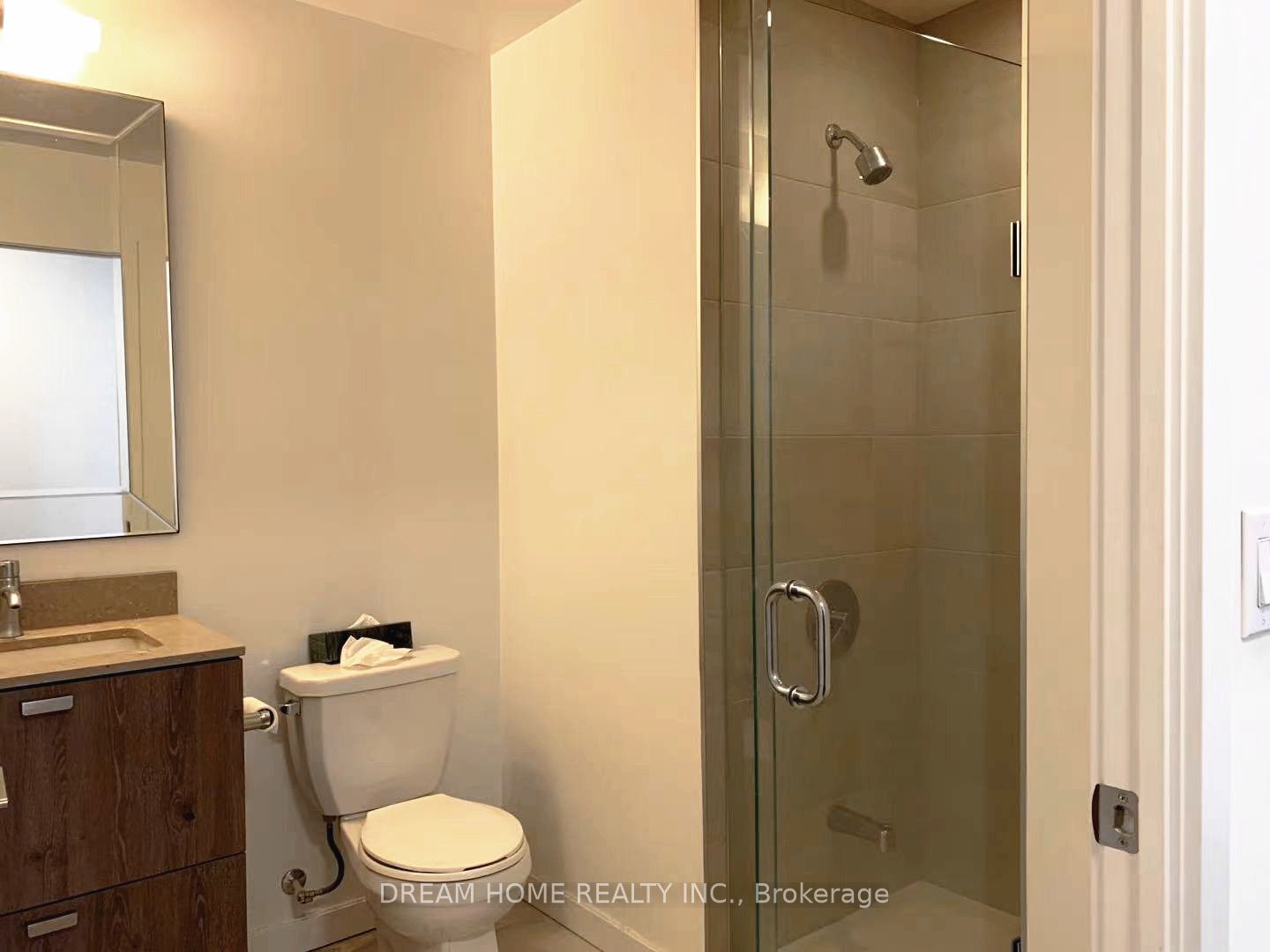 56 Forest Manor Road 2004 Property Photo 13