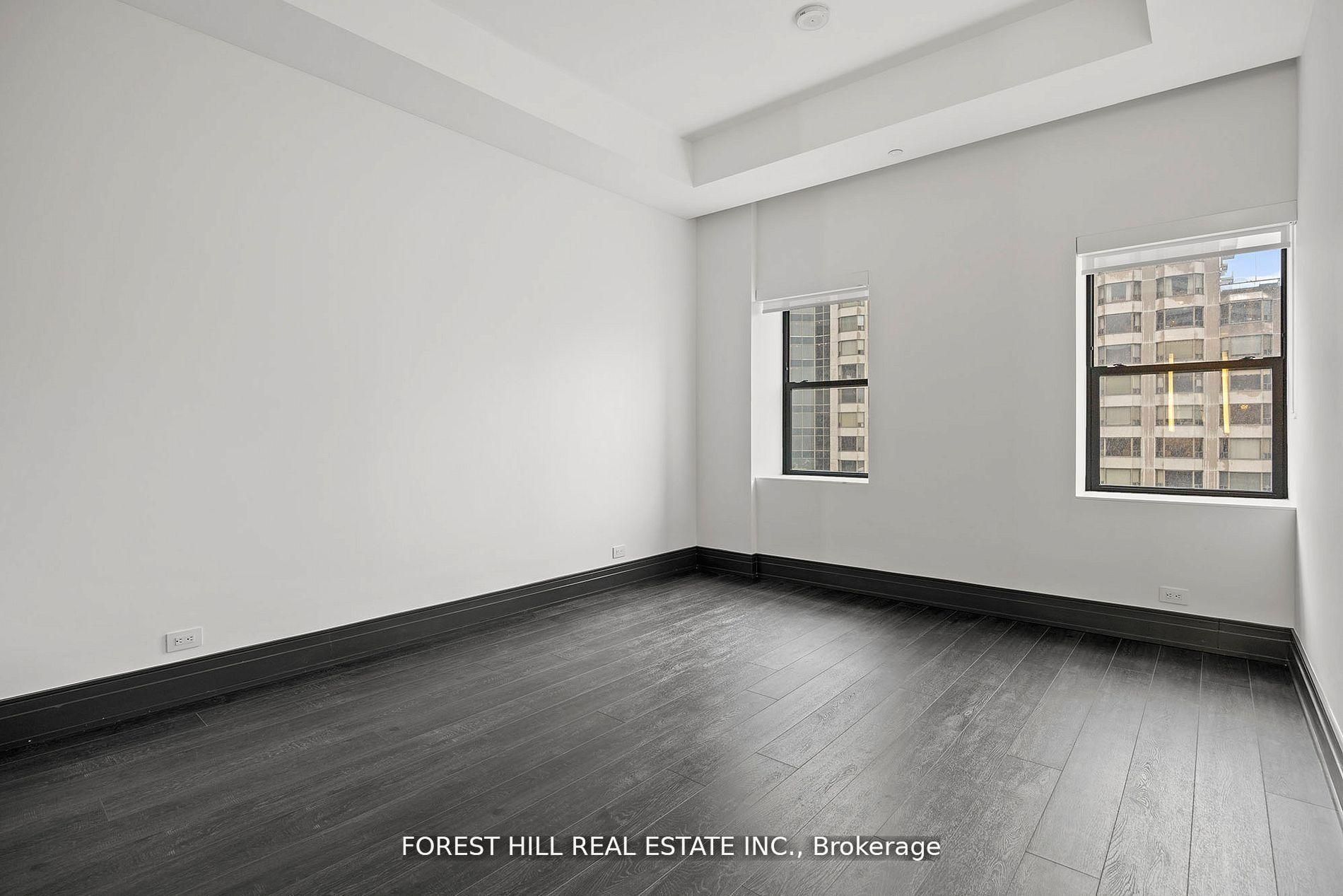 2 Avenue Road 1502 Property Photo 6