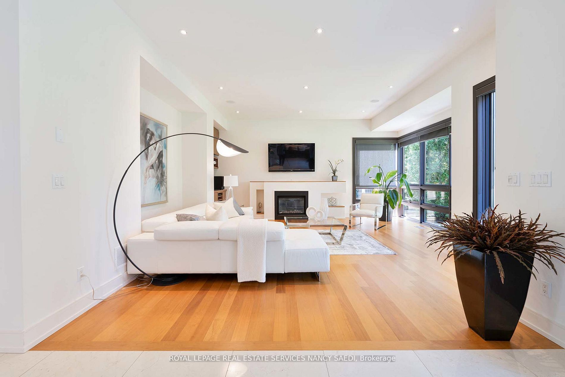 12 York Road Property Photo 10