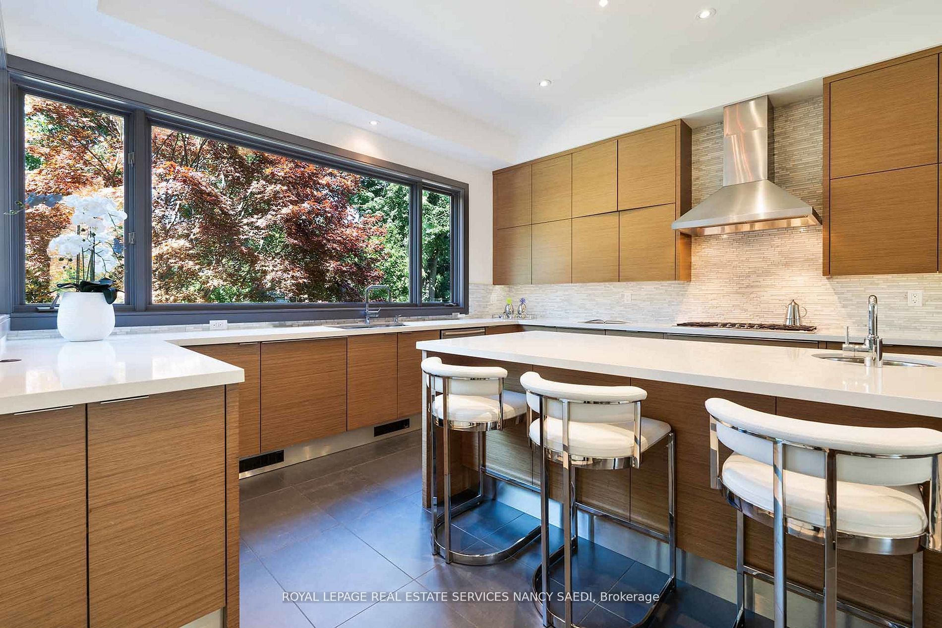 12 York Road Property Photo 19