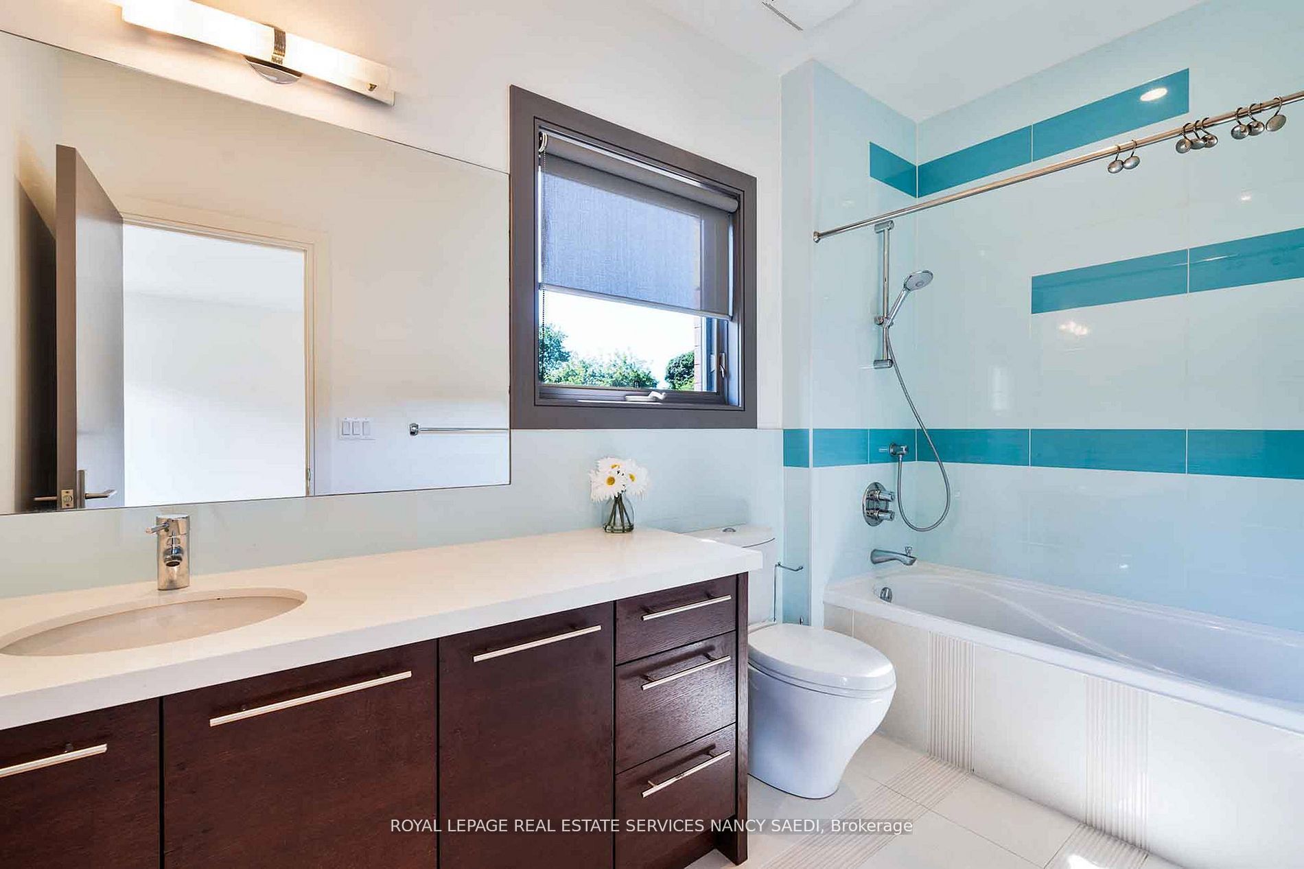 12 York Road Property Photo 29