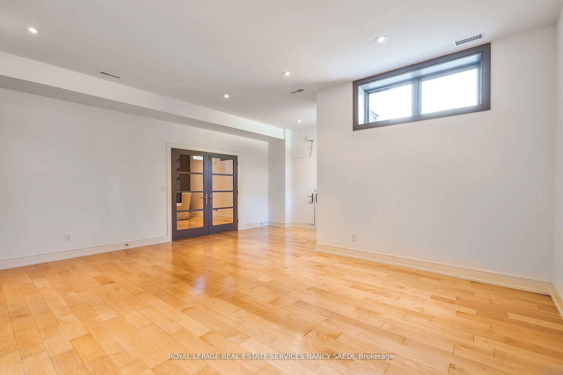 12 York Road Property Photo 34