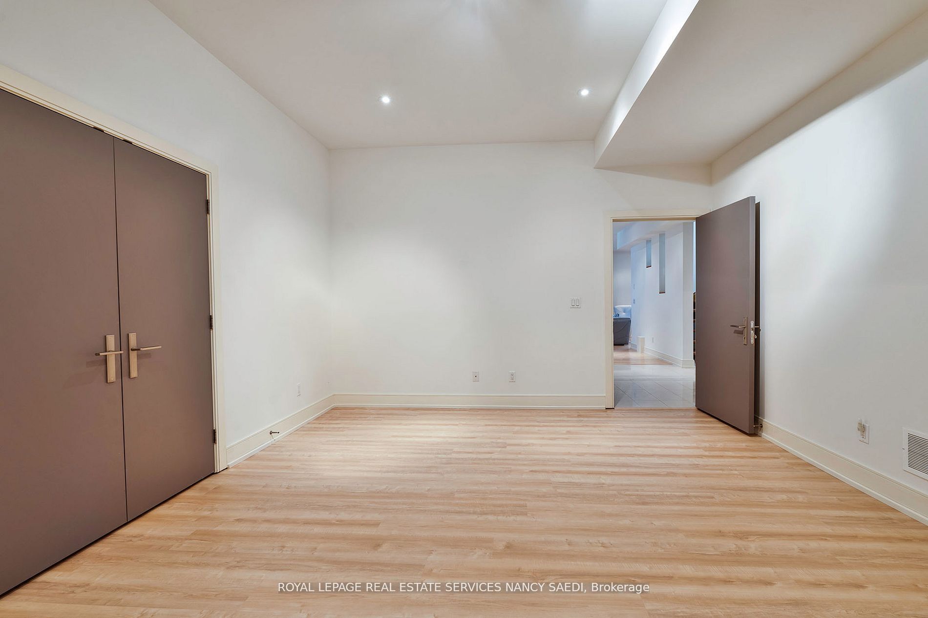 12 York Road Property Photo 35