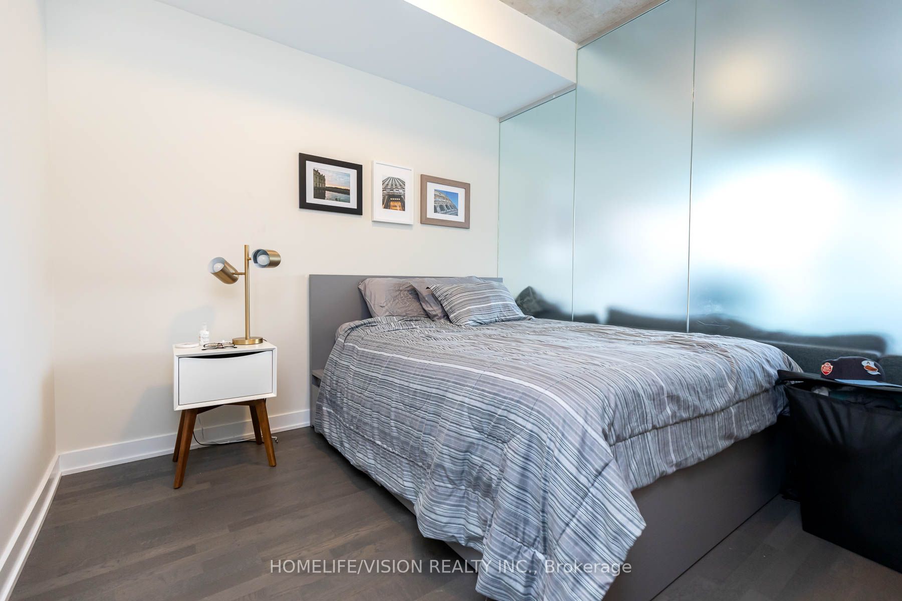 629 King Street W 323 Property Photo 10
