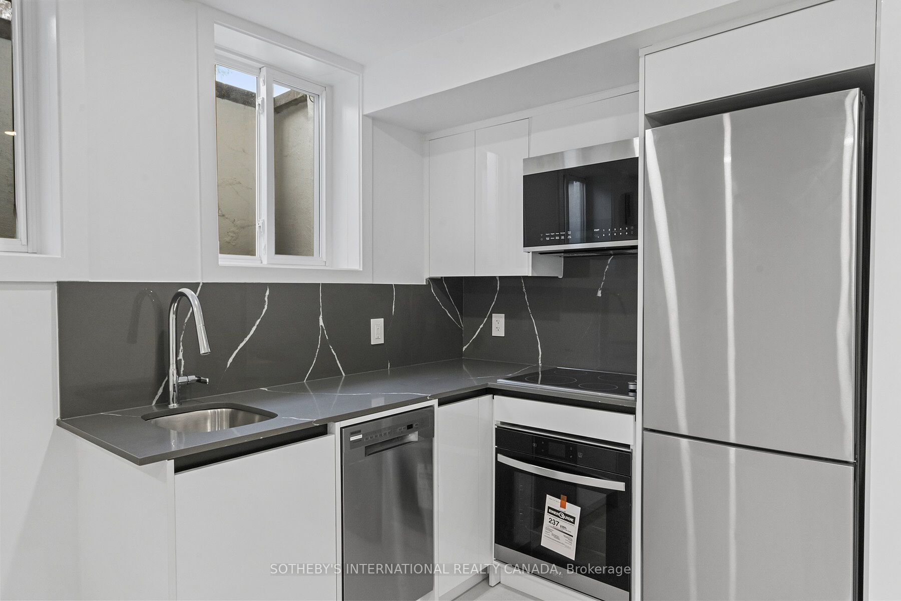 1340 Avenue Road B Property Photo 13