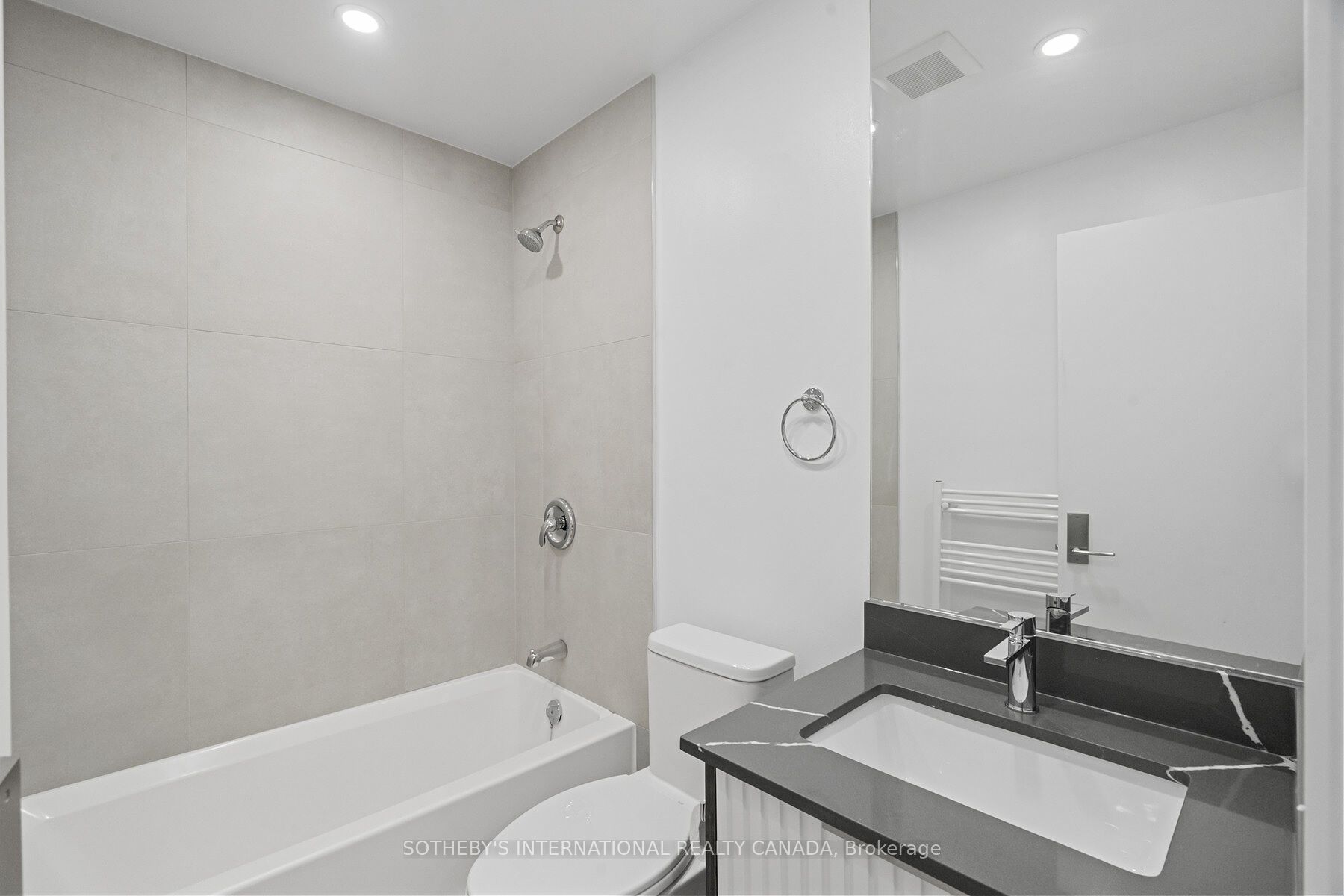1340 Avenue Road B Property Photo 23