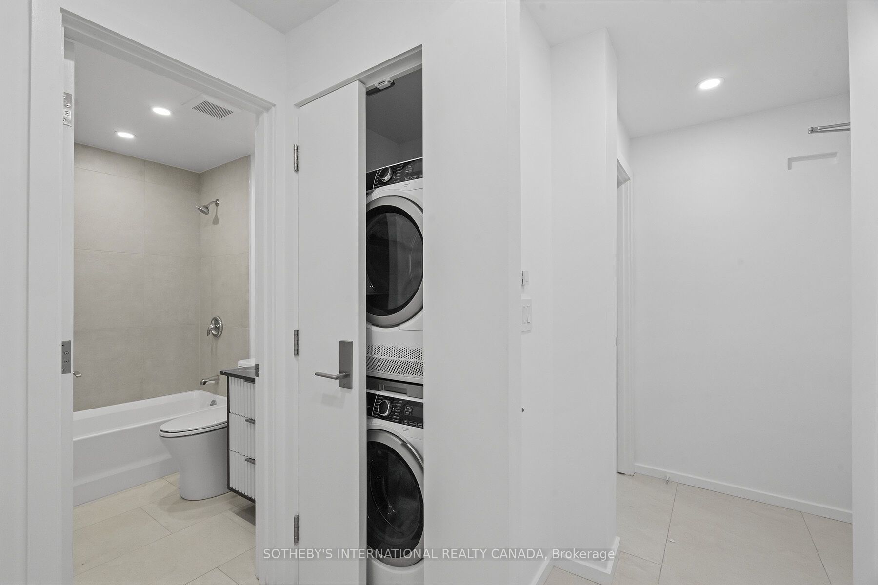 1340 Avenue Road B Property Photo 26