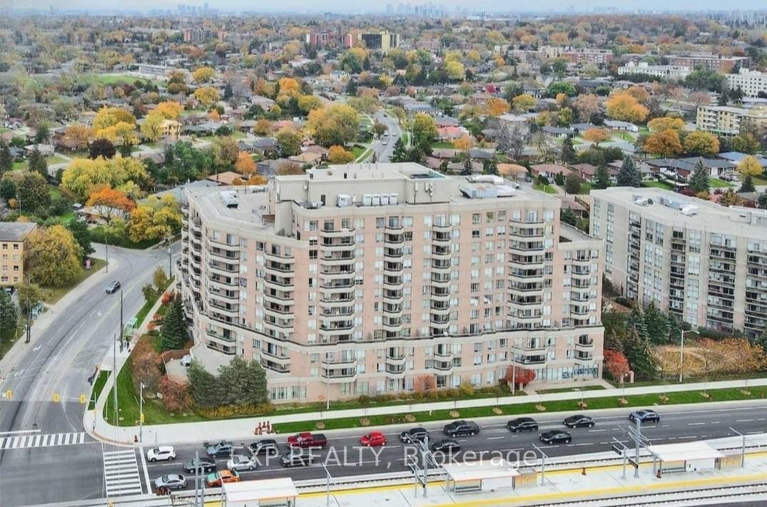 1700 Eglinton Avenue E 522 Property Photo 2