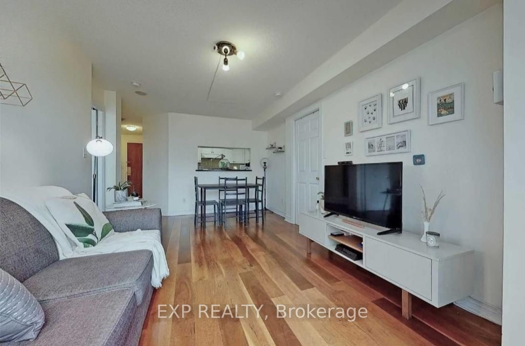 1700 Eglinton Avenue E 522 Property Photo 10