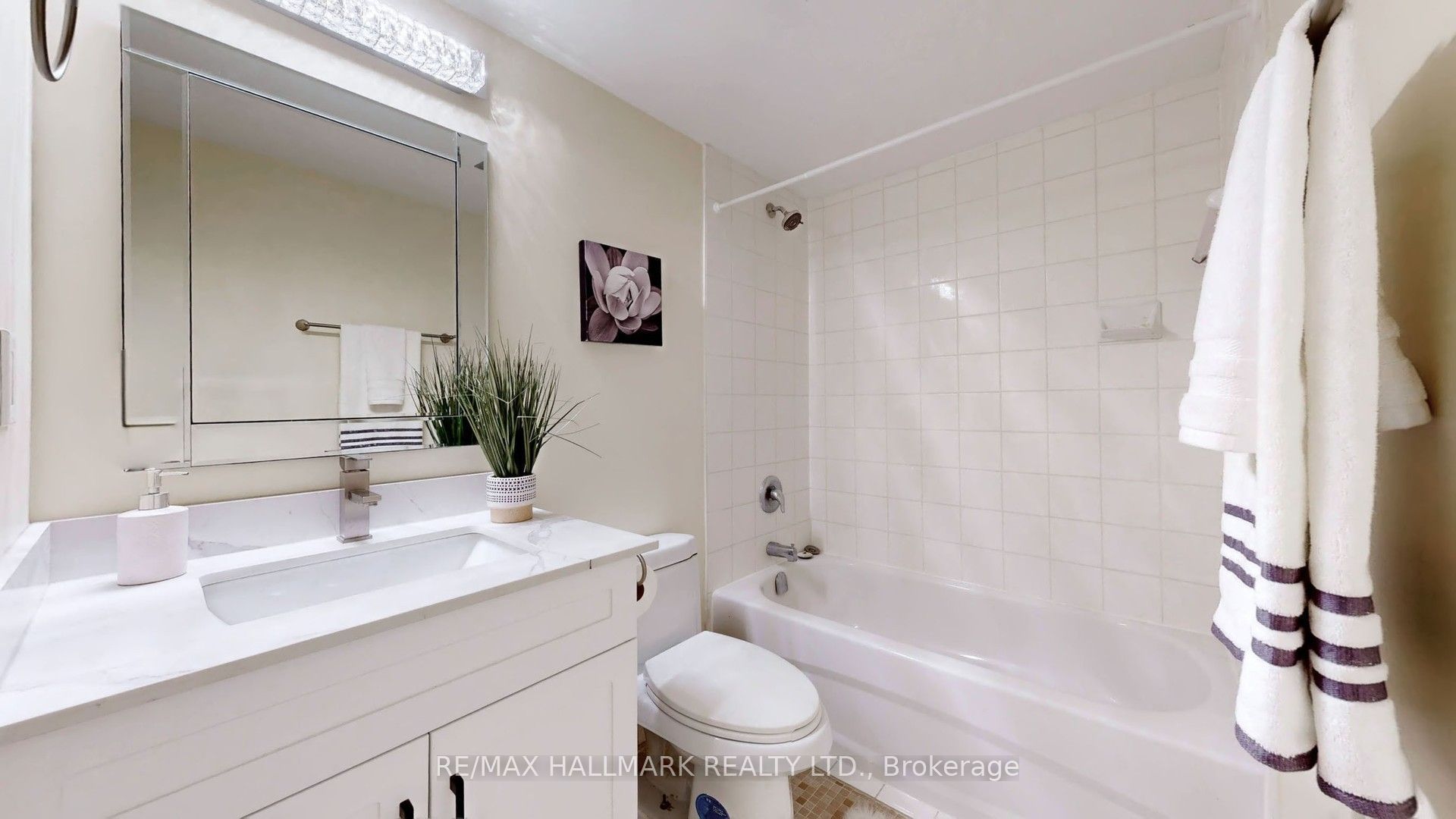 20 Forest Manor Road 703 Property Photo 20