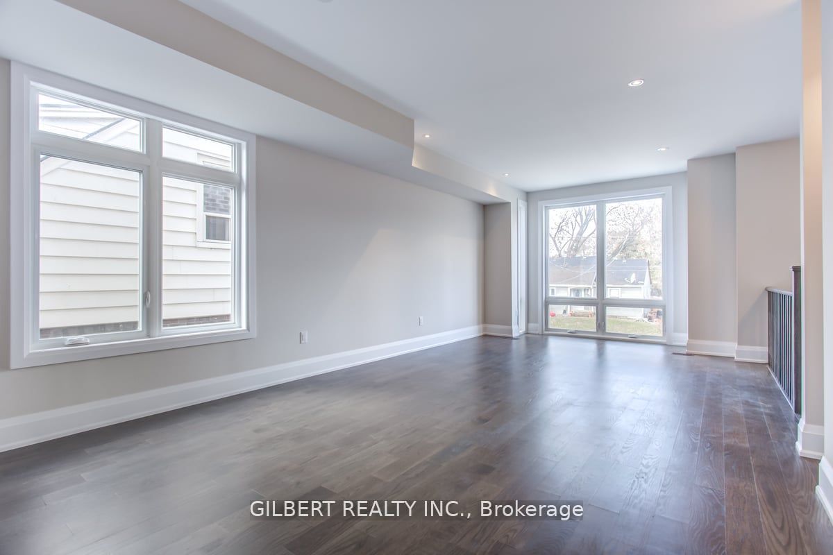 C13647824 Property Photo 3