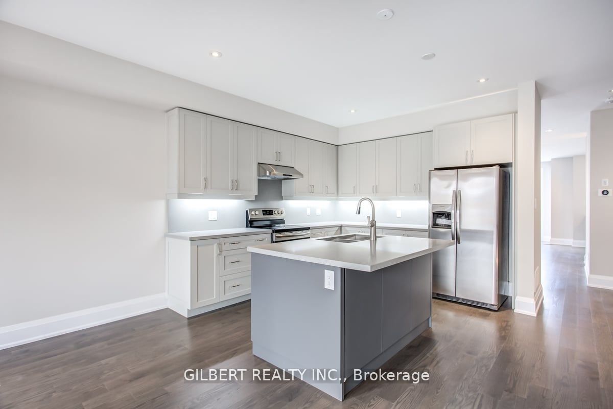 C13647824 Property Photo 13