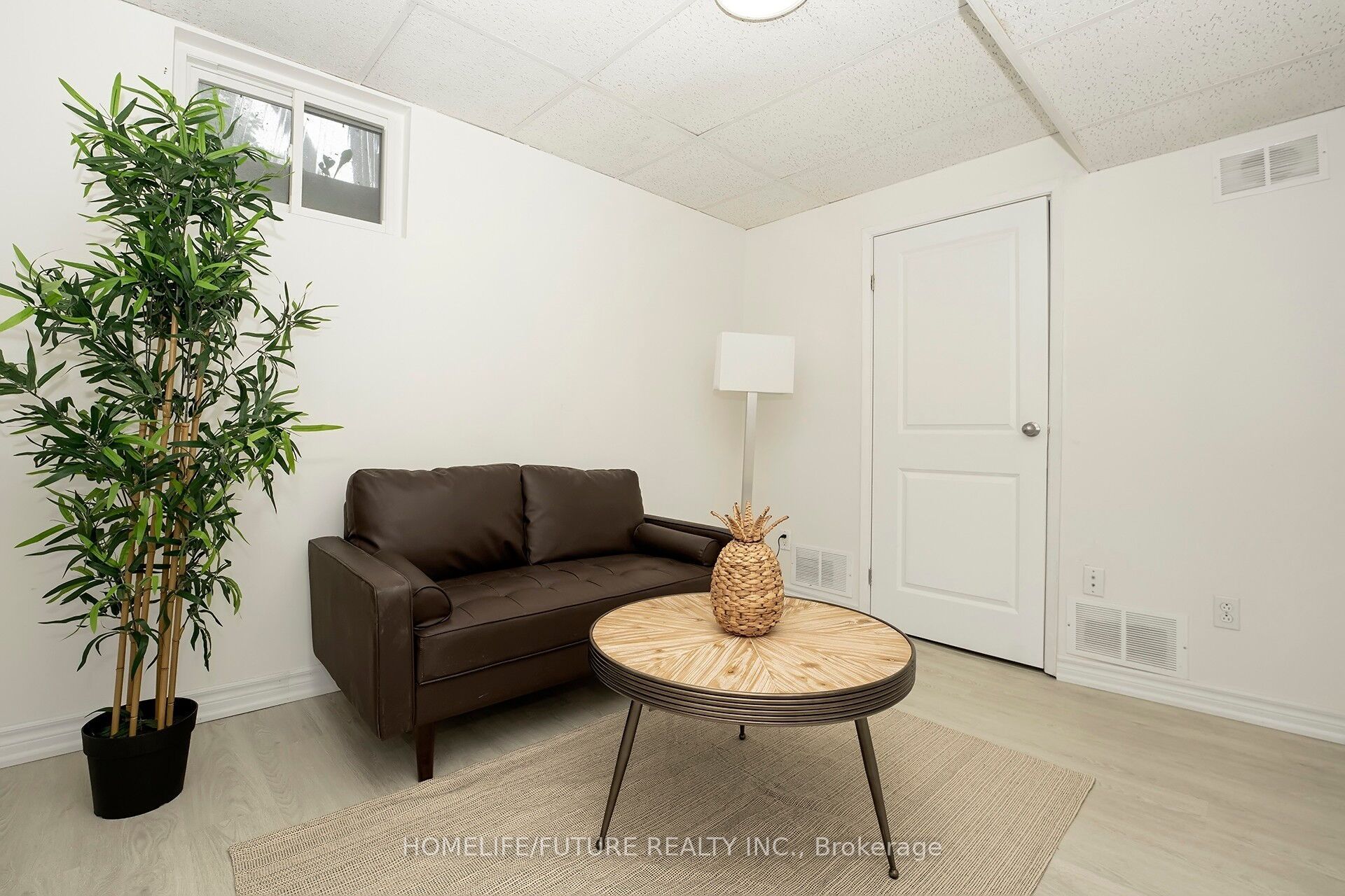 17 Song Meadoway Property Photo 3