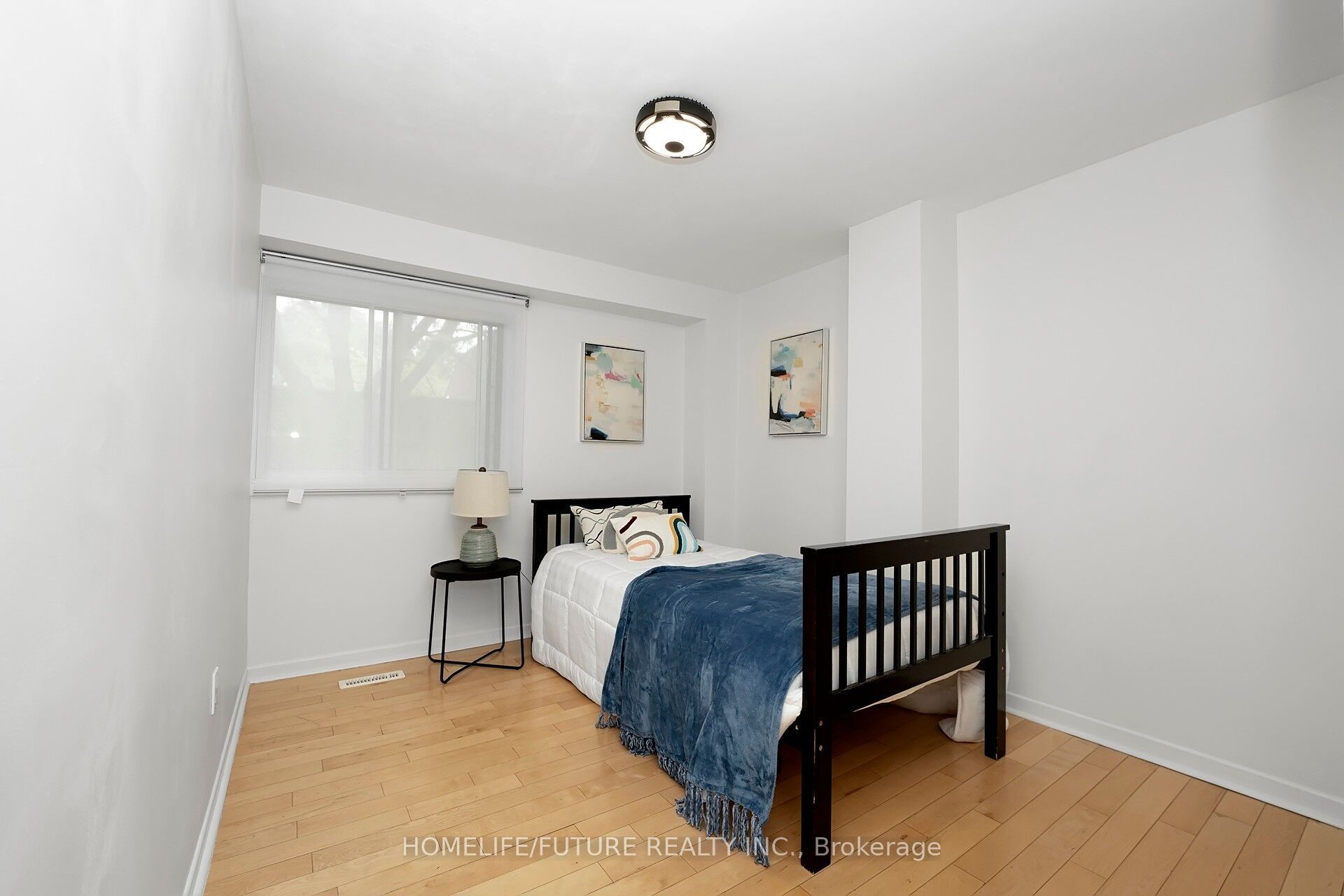 17 Song Meadoway Property Photo 7