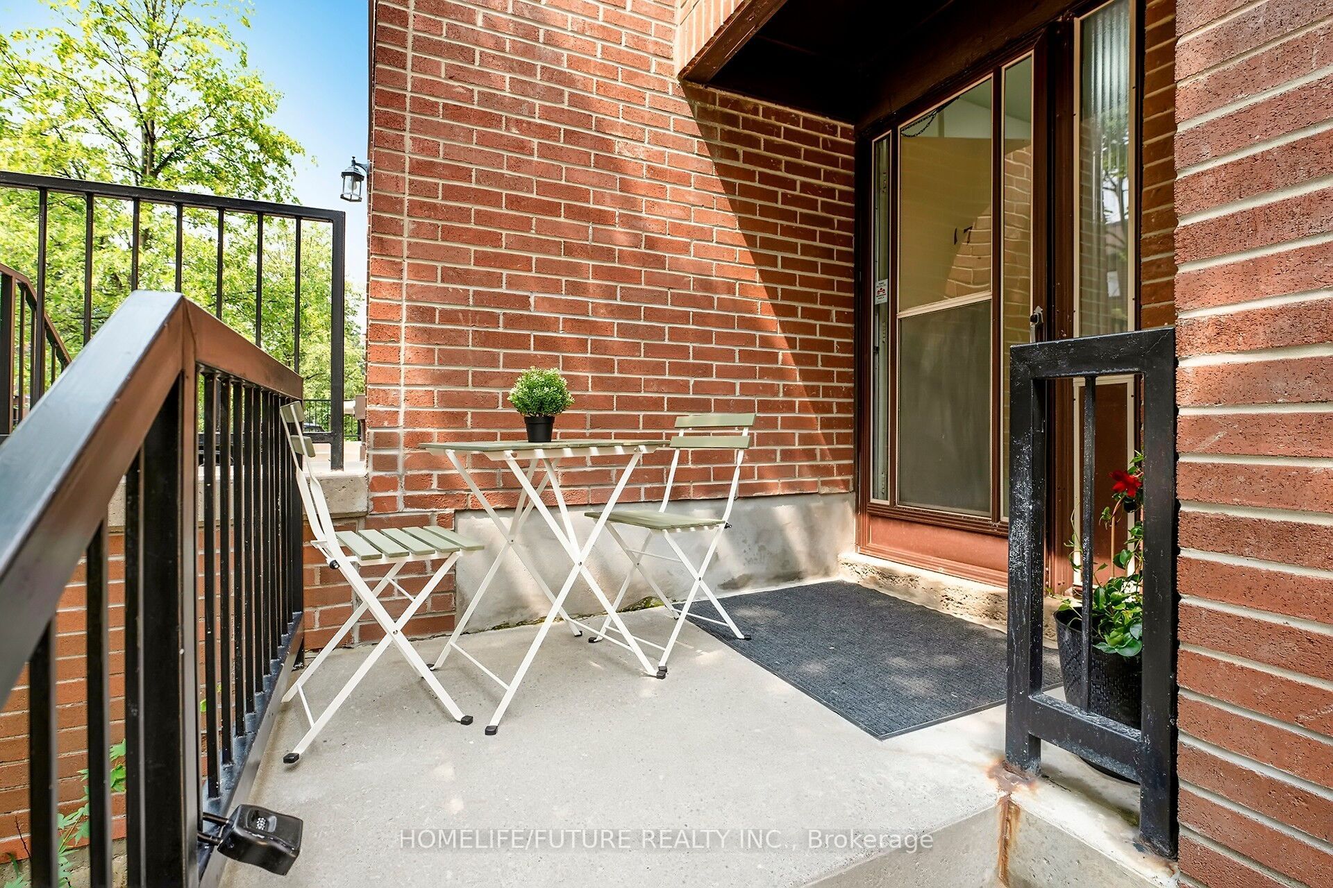 17 Song Meadoway Property Photo 15