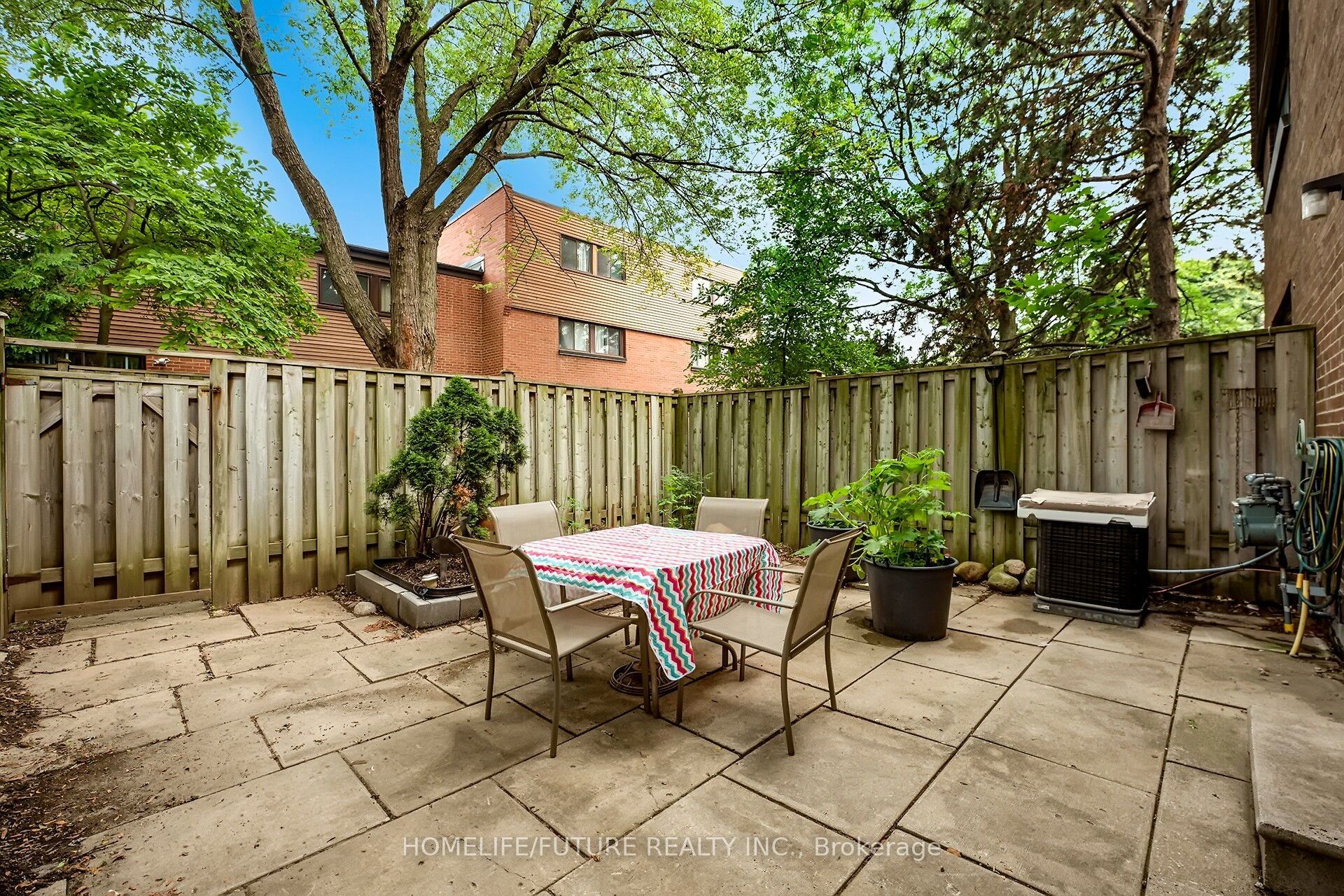 17 Song Meadoway Property Photo 16
