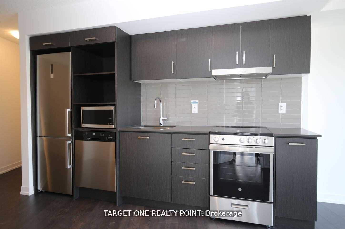 219 Dundas Street E 1603 Property Photo 3