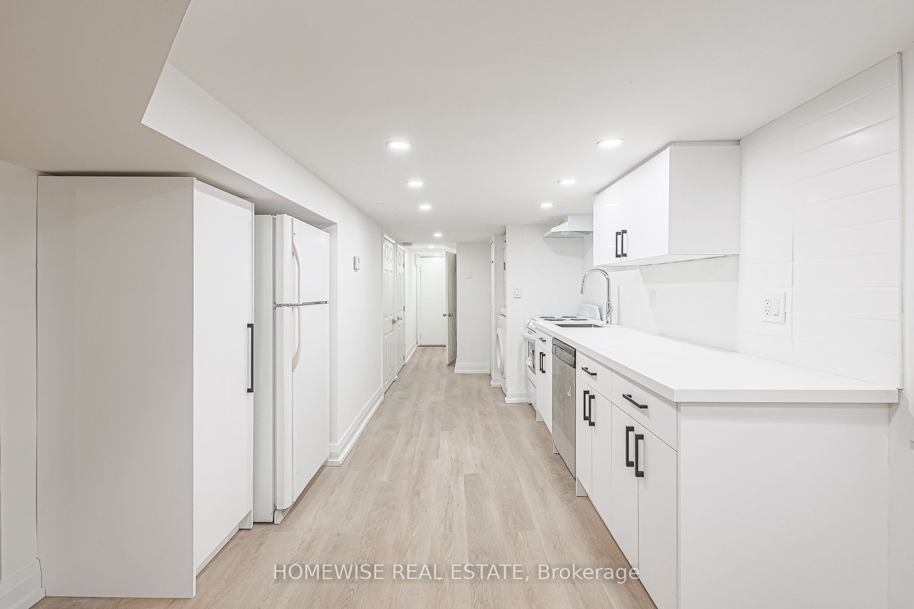 81 Shields Avenue Lower Property Photo 5