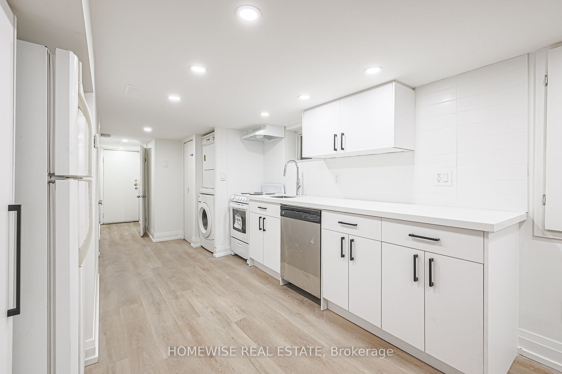 81 Shields Avenue Lower Property Photo 6