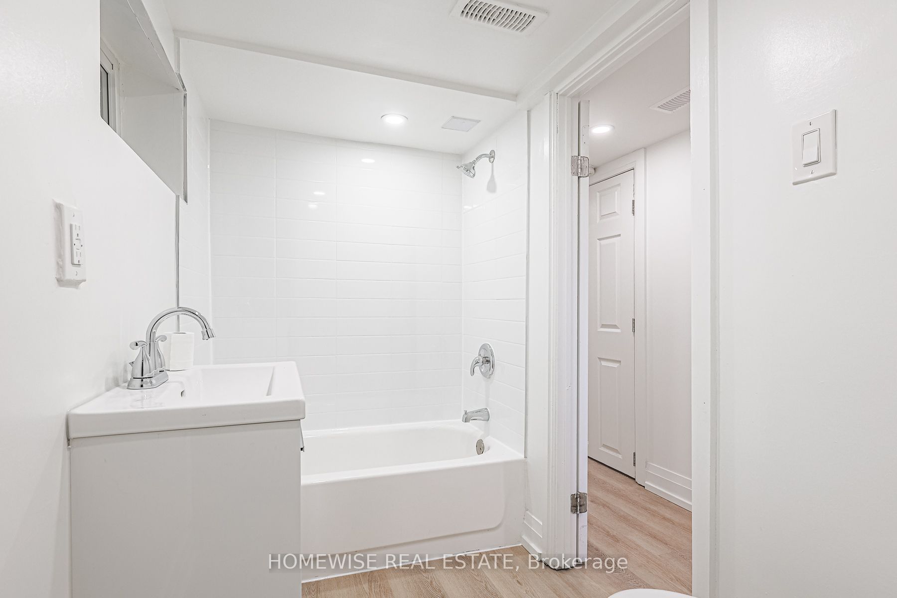 81 Shields Avenue Lower Property Photo 8