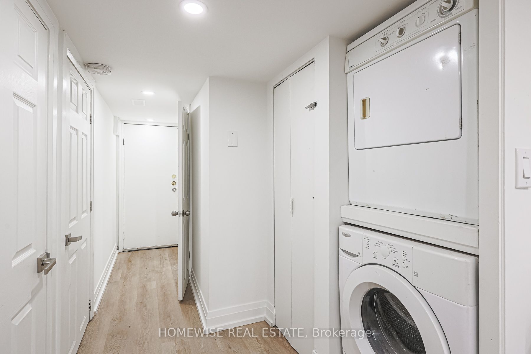 81 Shields Avenue Lower Property Photo 17