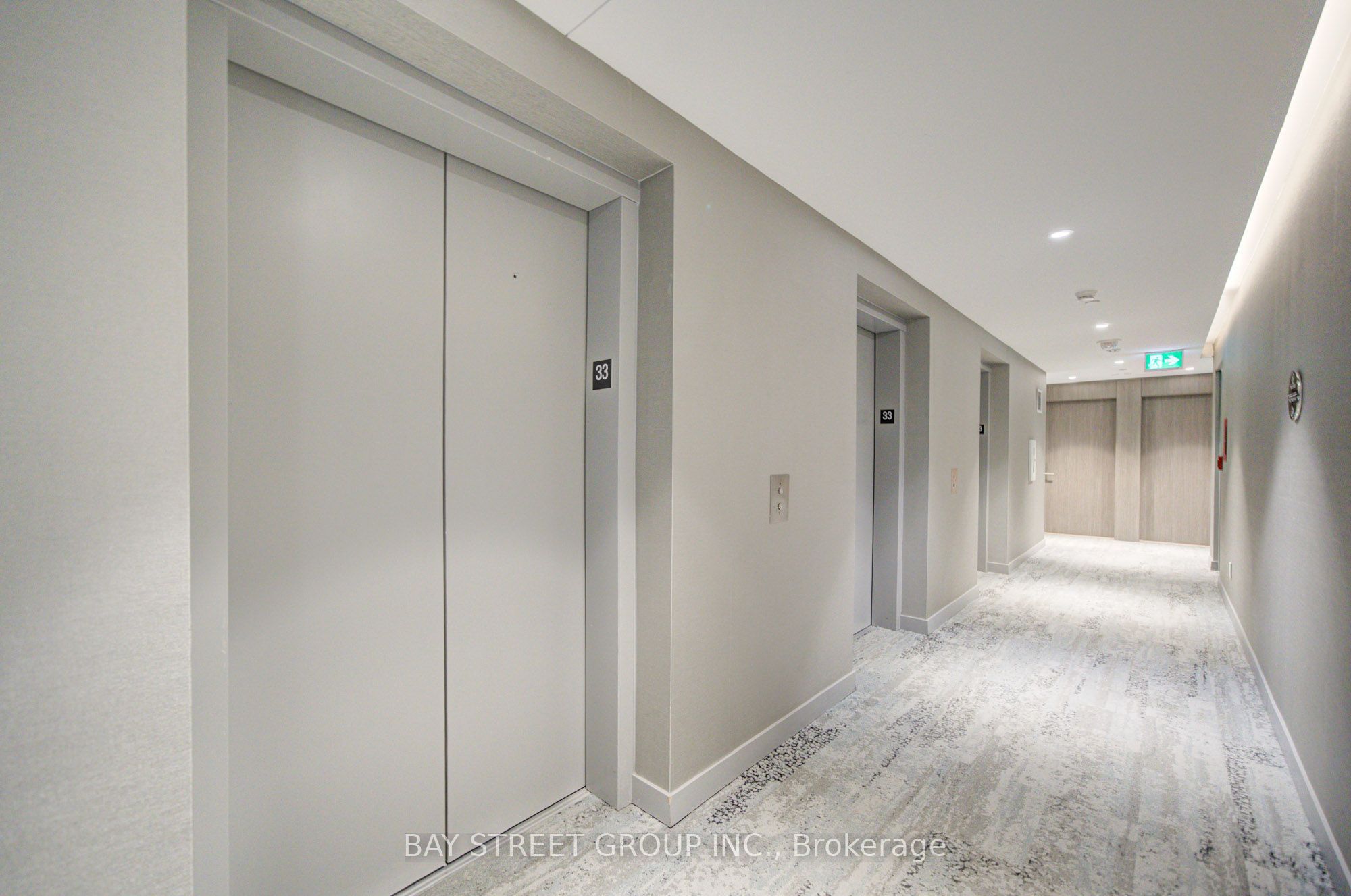 161 Roehampton Avenue 3303 Property Photo 4